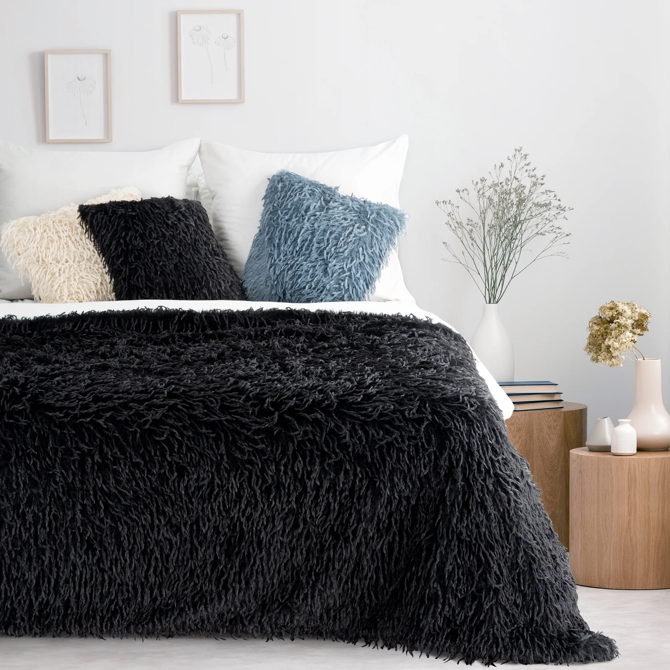 Koc z przyjemnego futerka 130x170 cm czarny ADORE | eurofirany