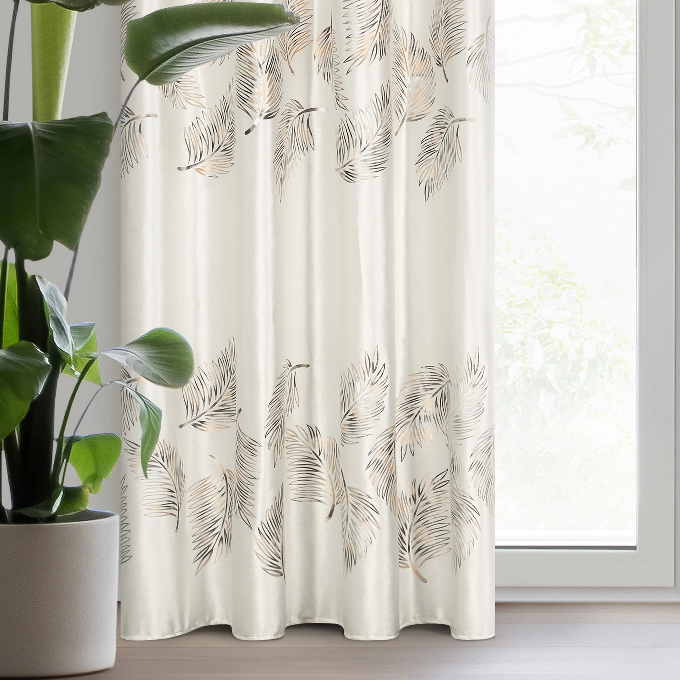 Zasłona kremowo, złota z błyszczącym nadrukiem z welwetu 140x250 cm przelotka - IDALIA | eurofirany