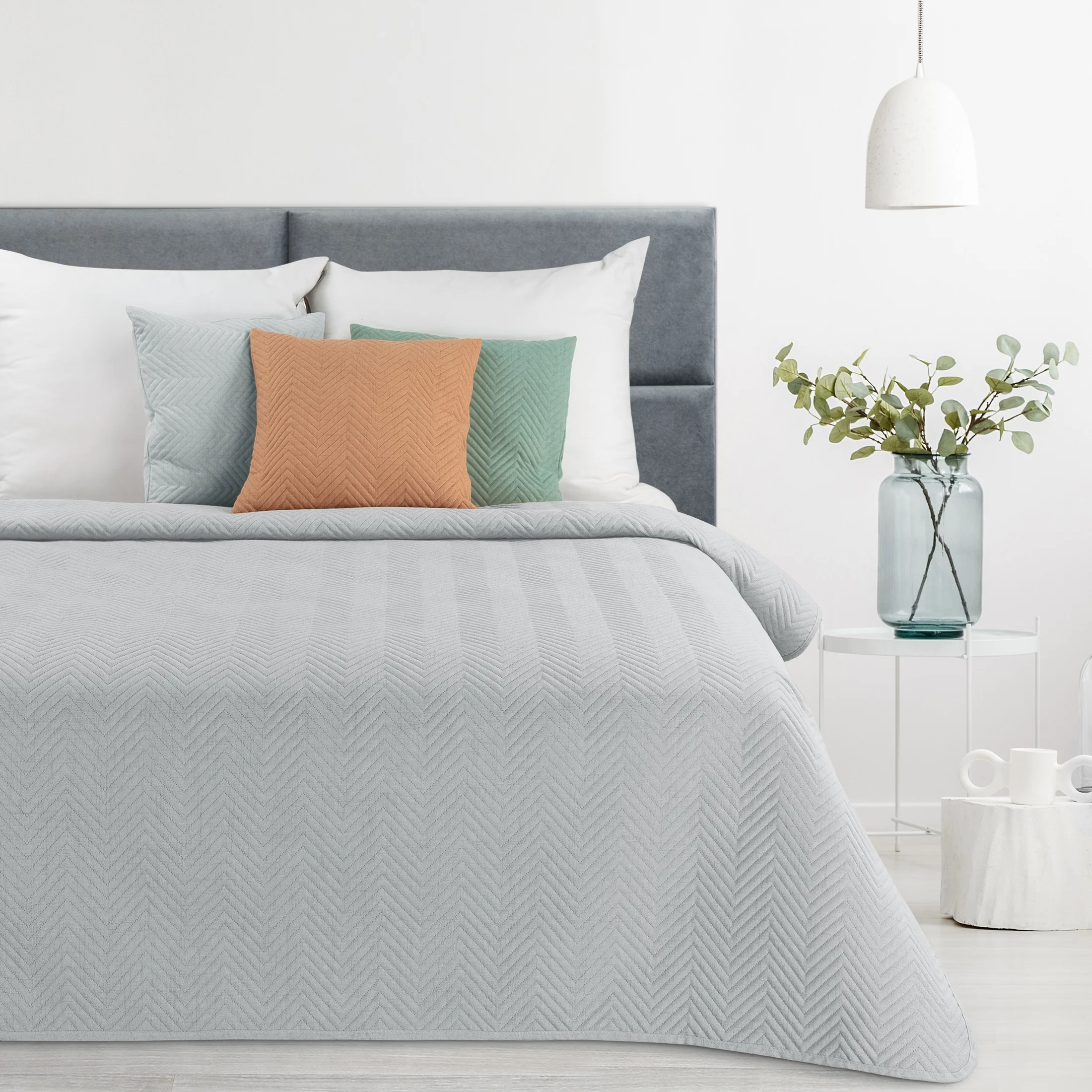 Narzuta z tkaniny o strukturze lnu srebrna 200x220 cm pikowana w wzór jodełki LEN 3 Eurofirany Premium | eurofirany