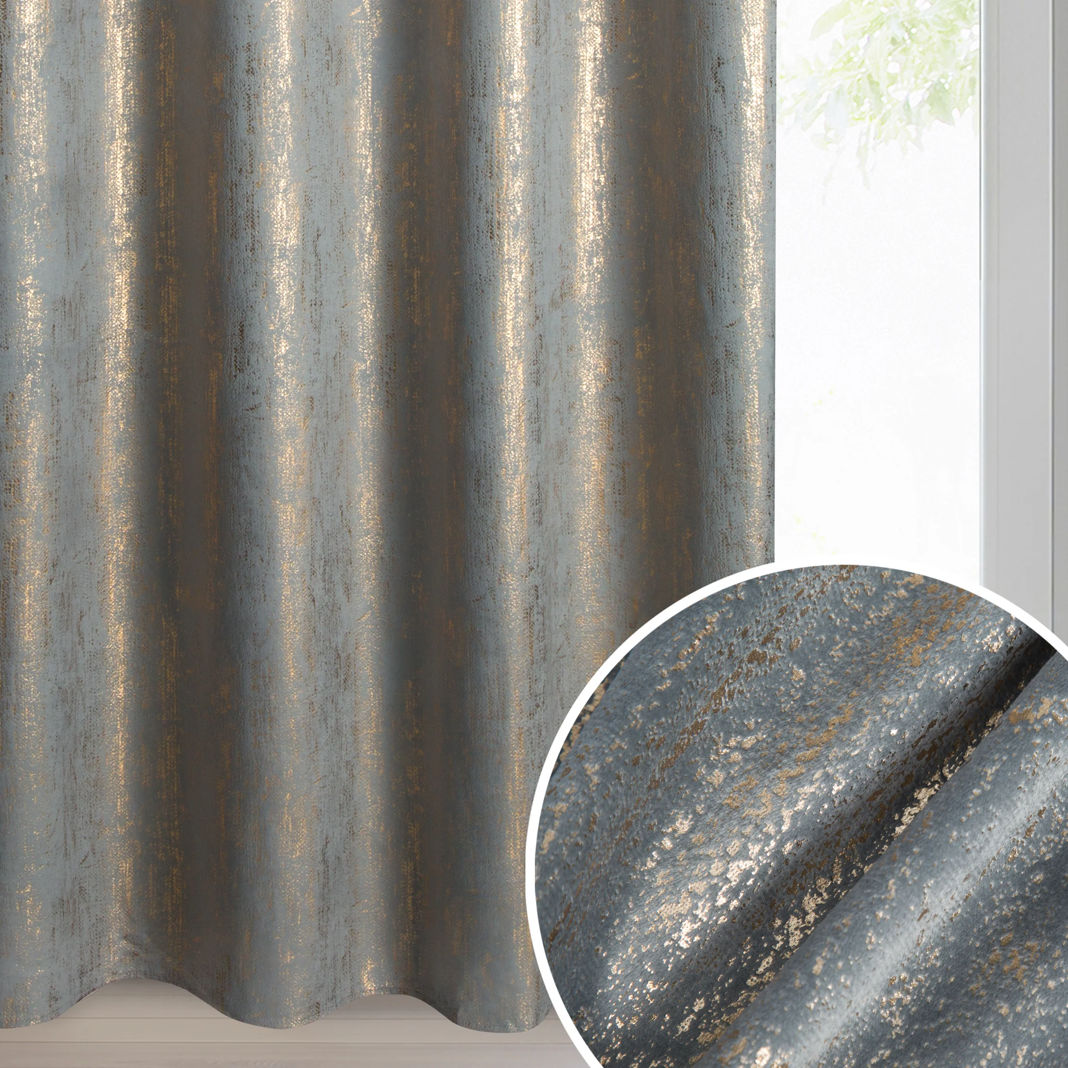 Zasłona srebrna welwetowa zdobiona złotym przecieranym wzorem złote przelotki - DARA | eurofirany