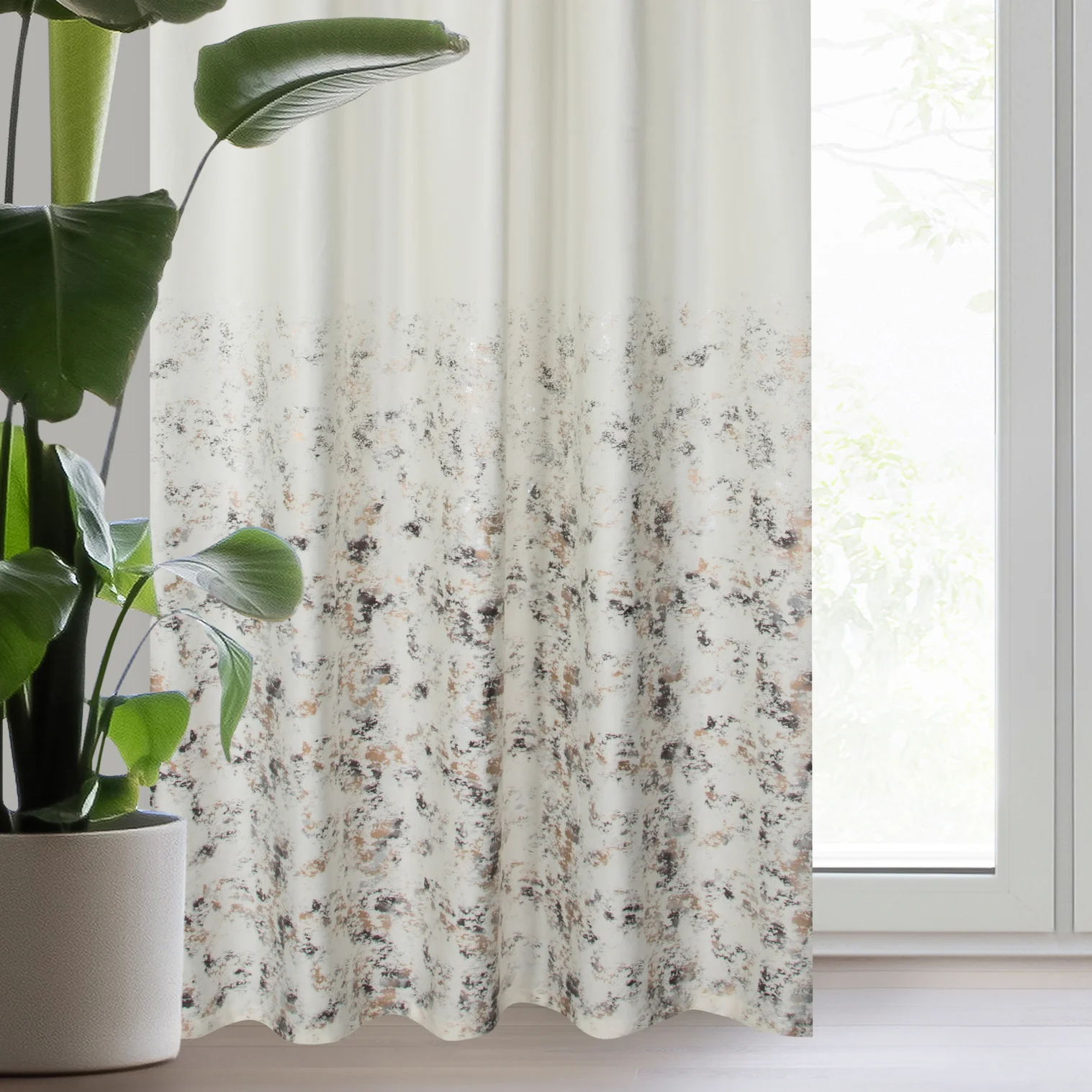 Zasłona welwetowa kremowo, szampańska z nadrukiem metalicznym z welwetu 140x270 cm taśma - MARIELA | eurofirany