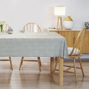 Obrus na wymiar kremowo srebrny z tkaniny w elegancki geometryczny wzór z błyszczącą nicią