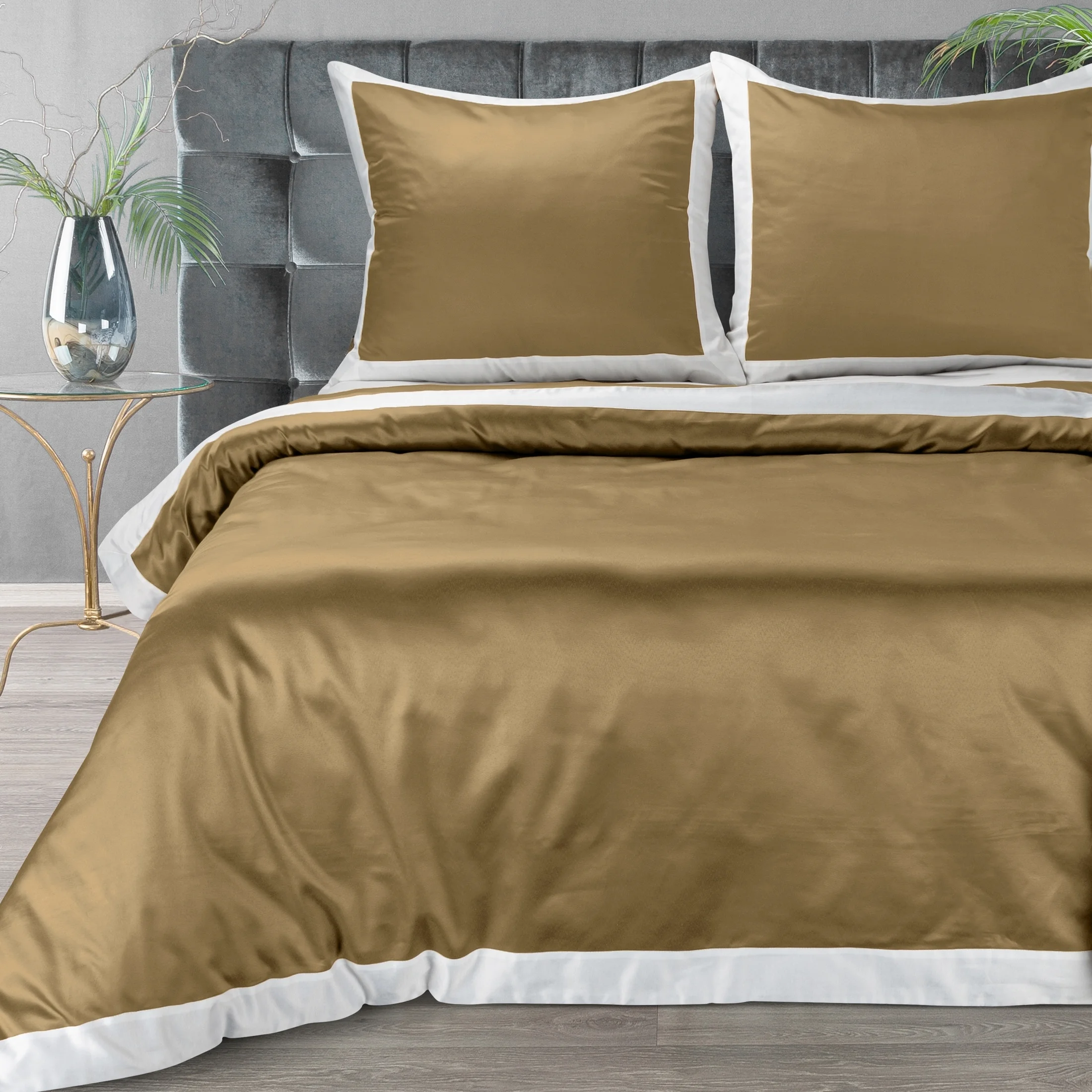 Pościel 220x200 cm z satyny bawełnianej kolor złoty, biały z kontrastującym obszyciem LAURA | eurofirany