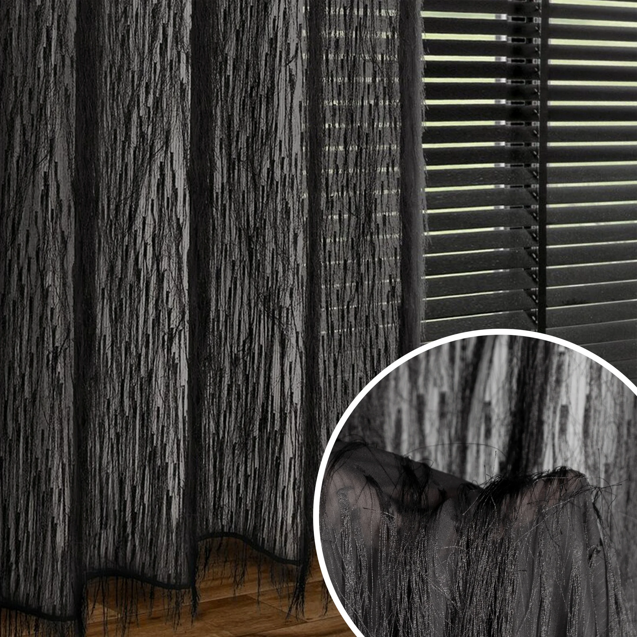 Zasłona czarna zdobiona lśniącymi delikatnymi frędzlami 140x250 cm przelotka - AURORA - Eva Minge | eurofirany