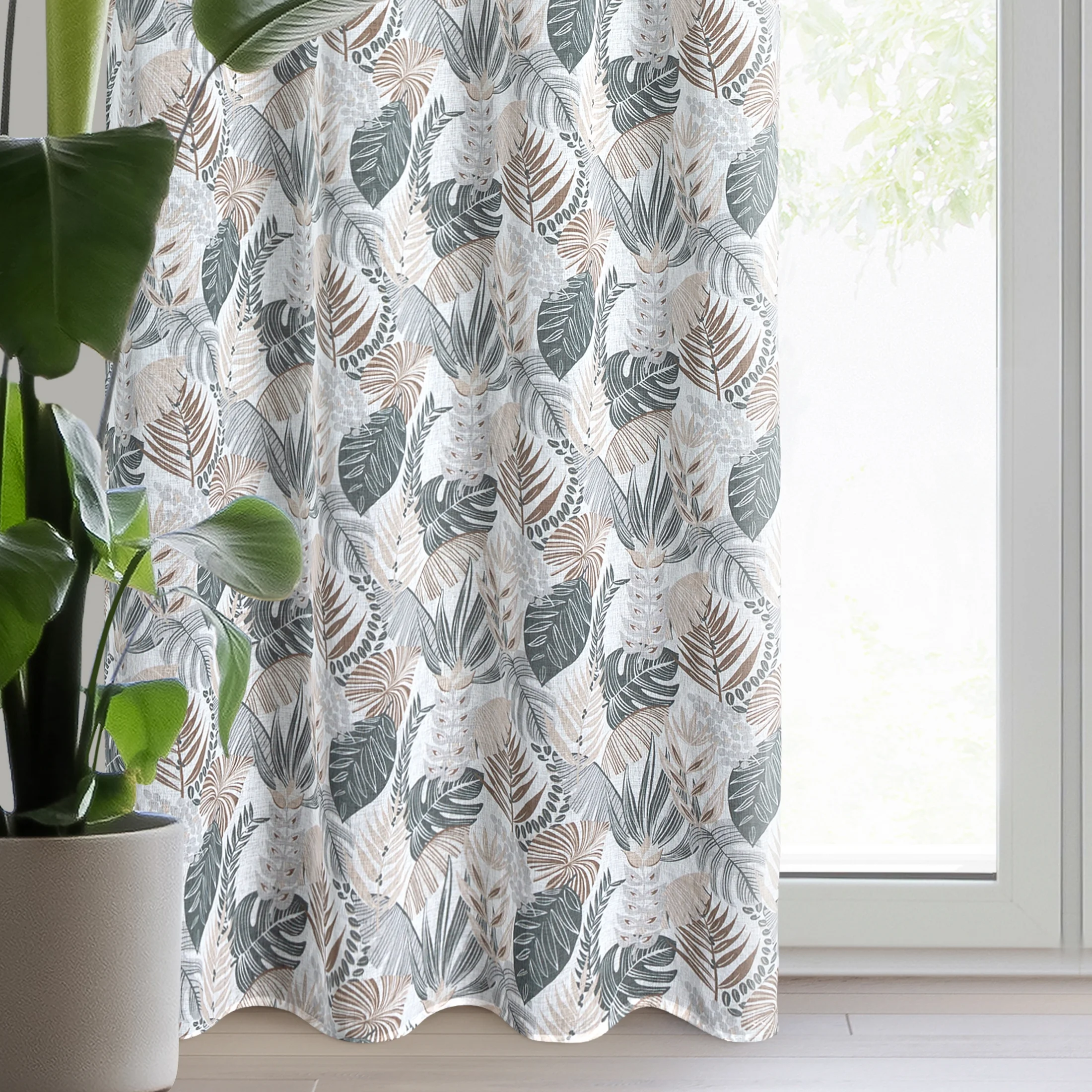 Zasłona biało, brązowa zdobiona nadrukiem liści z etaminy 140x250 cm przelotka - AMElA | eurofirany