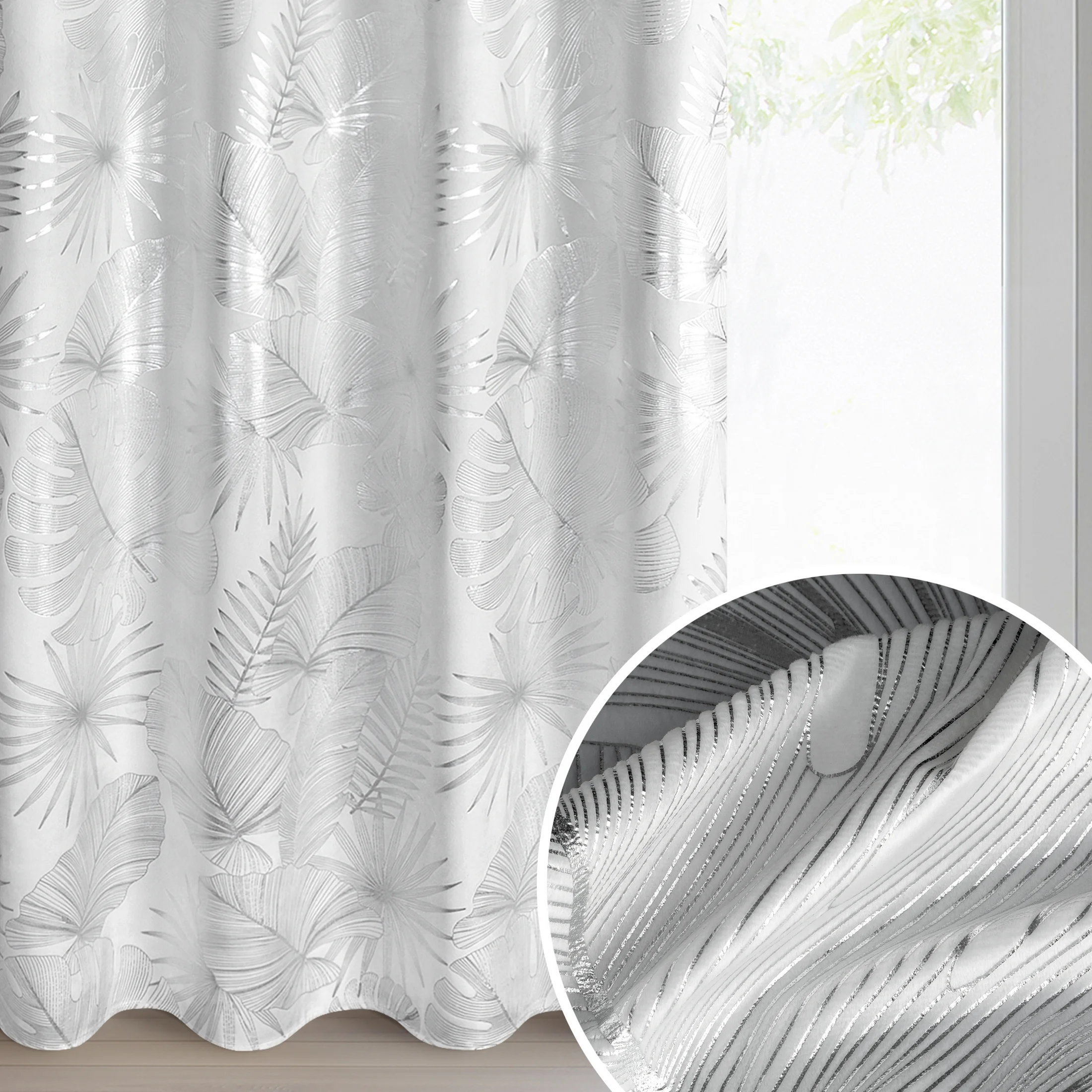 Zasłona biało, srebrna zdobiona błyszczącym motywem egzotycznych liści 140x250 cm przelotki - ZARIA | eurofirany