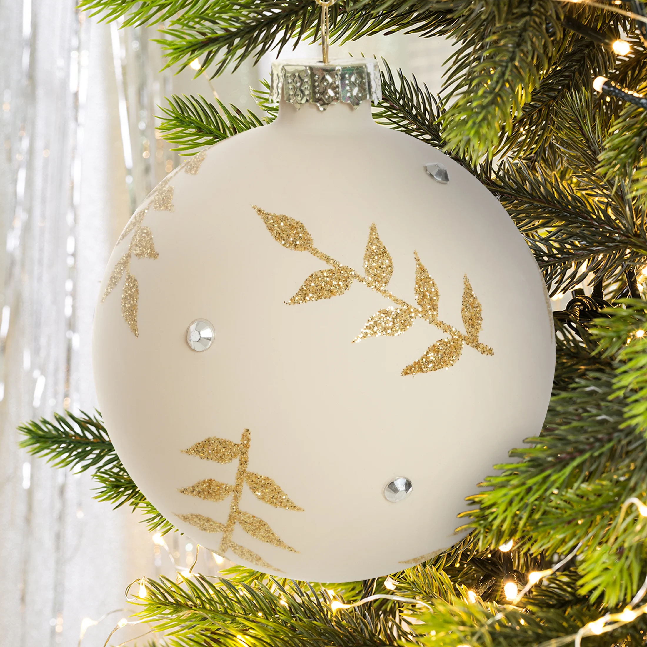 Bombka szklana zdobiona ręcznie złotymi gałązkami i kryształkami | eurofirany