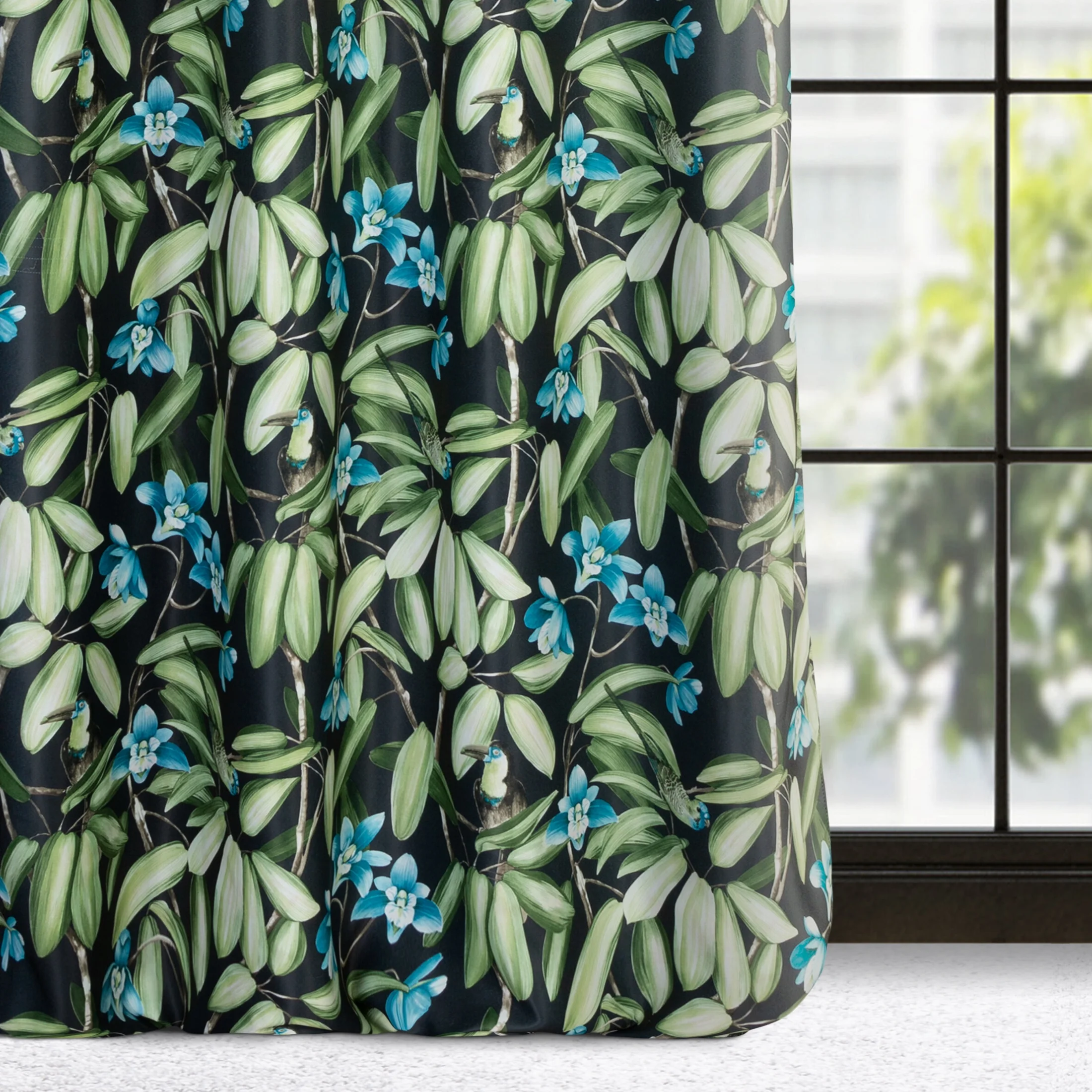 Zasłona czarno, zielona zaciemniająca w kwiaty 140x250 cm przelotka - LONI | eurofirany