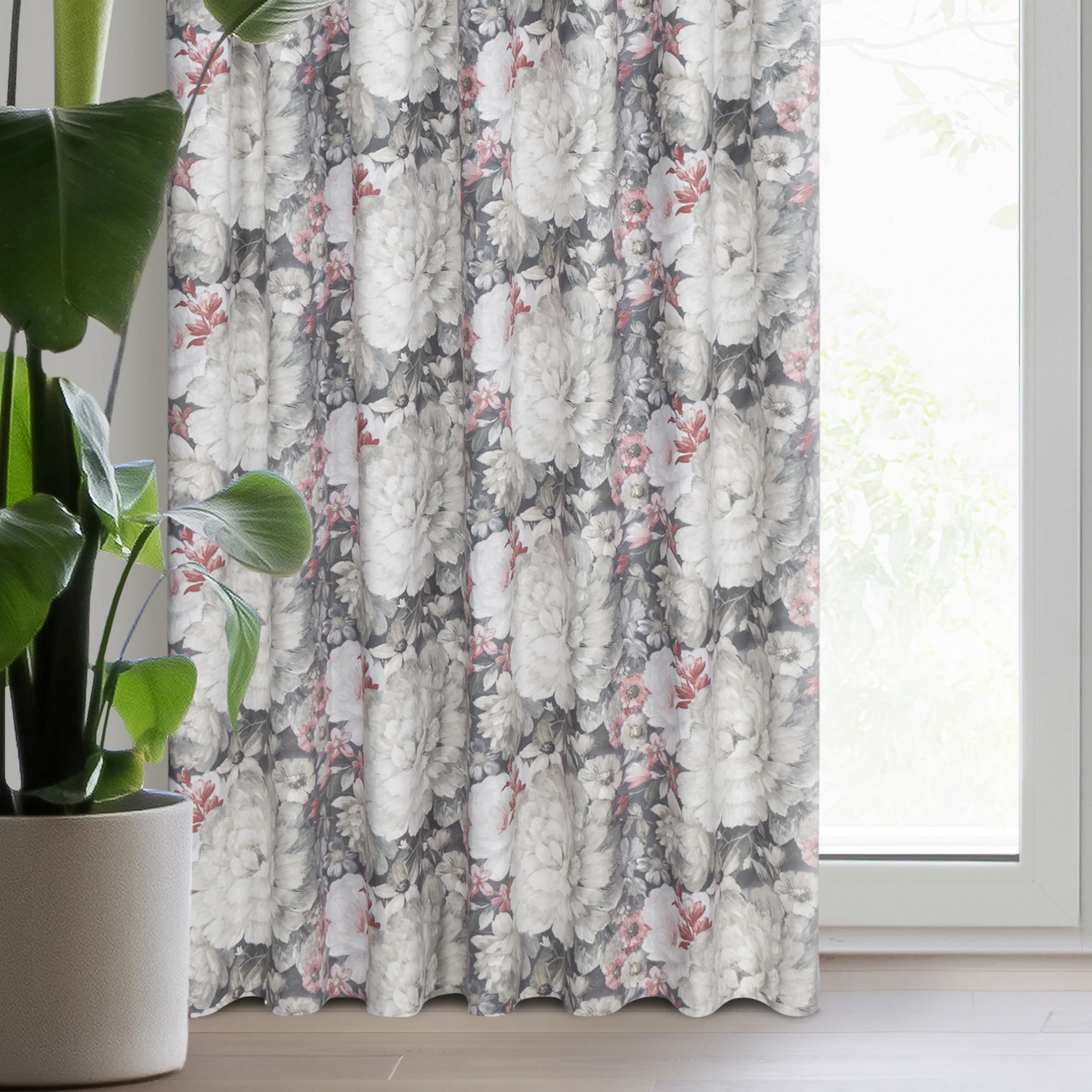 Zasłona welwetowa kremowo, ciemnoróżowa zdobiona nadrukiem kwiatów 140x270 cm taśma - LUCIA | eurofirany