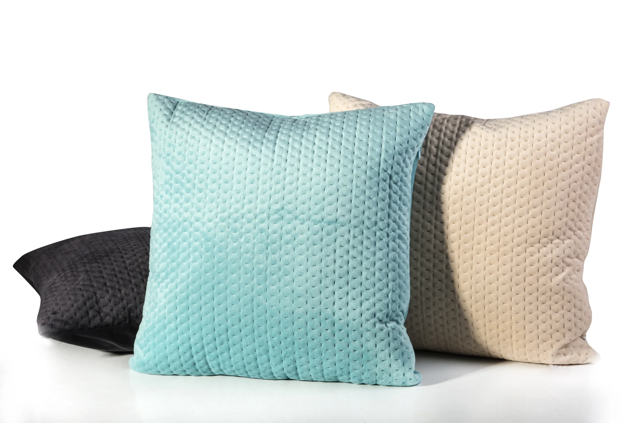 Poszewka na poduszkę 45x45 cm welwetowa grafitowa z wytłaczanym wzorem, efekt 3D MARTINA