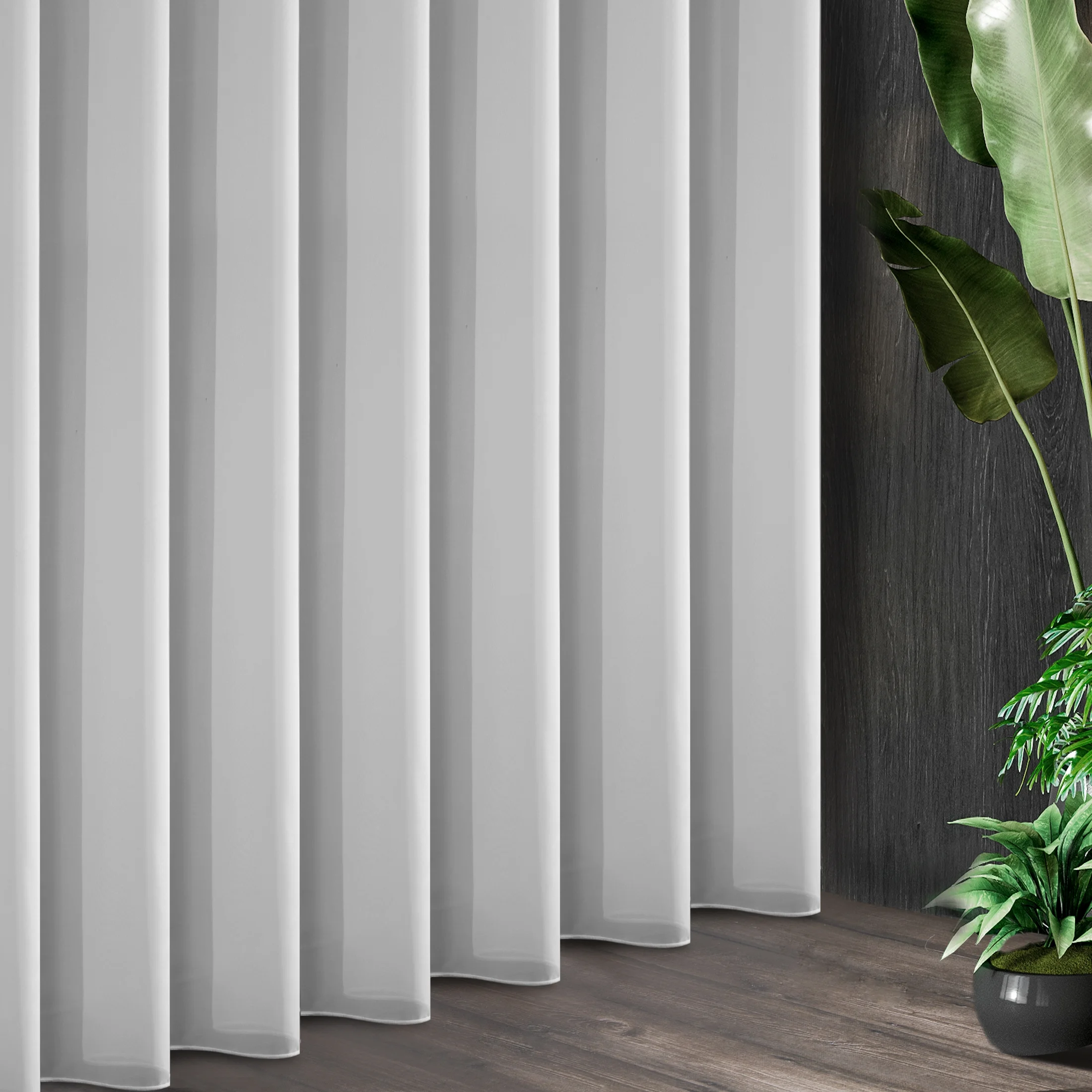 Tkanina firanowa gładki, mleczny woal o lejącej strukturze zakończona szwem obciążającym