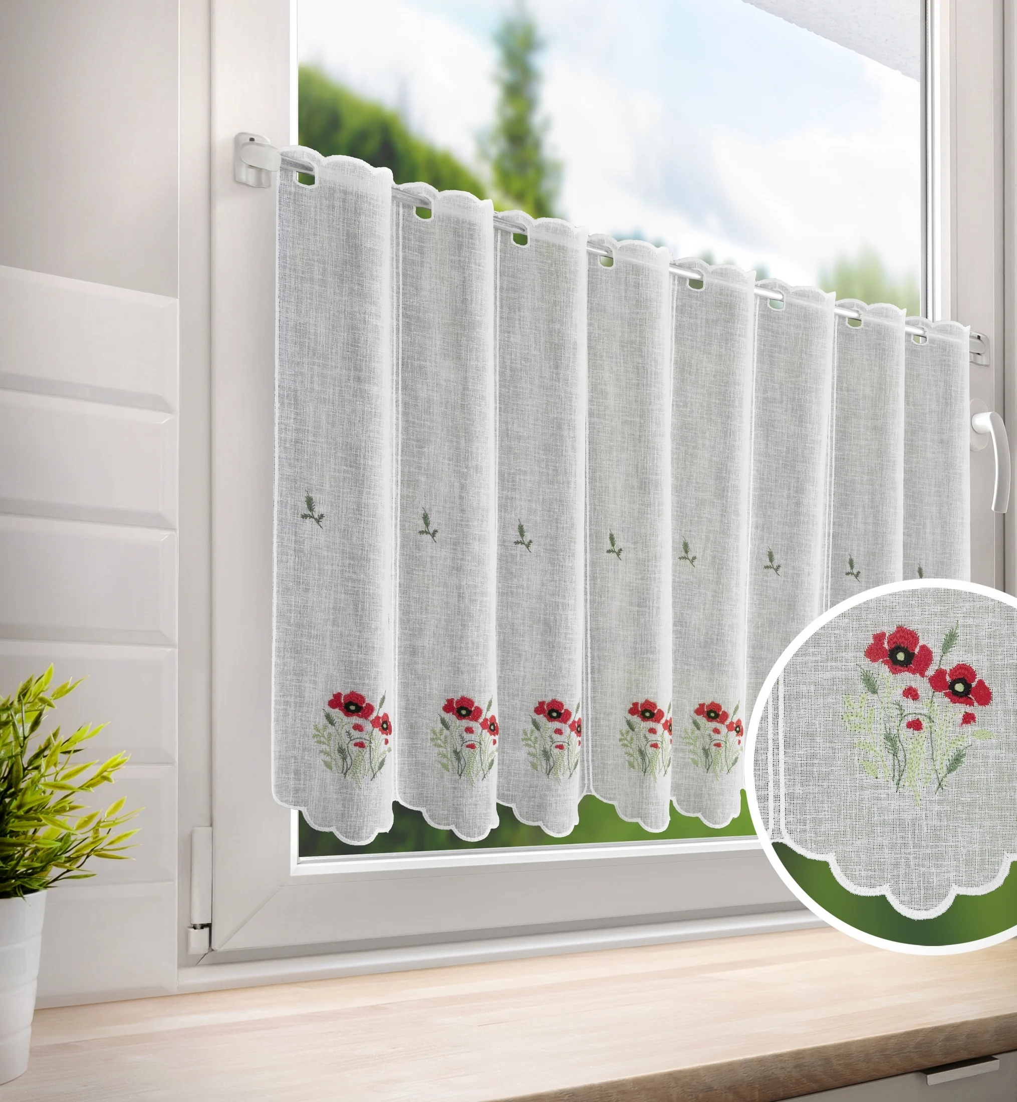 Tkanina firanowa zazdrostka z haftowanym wzorem