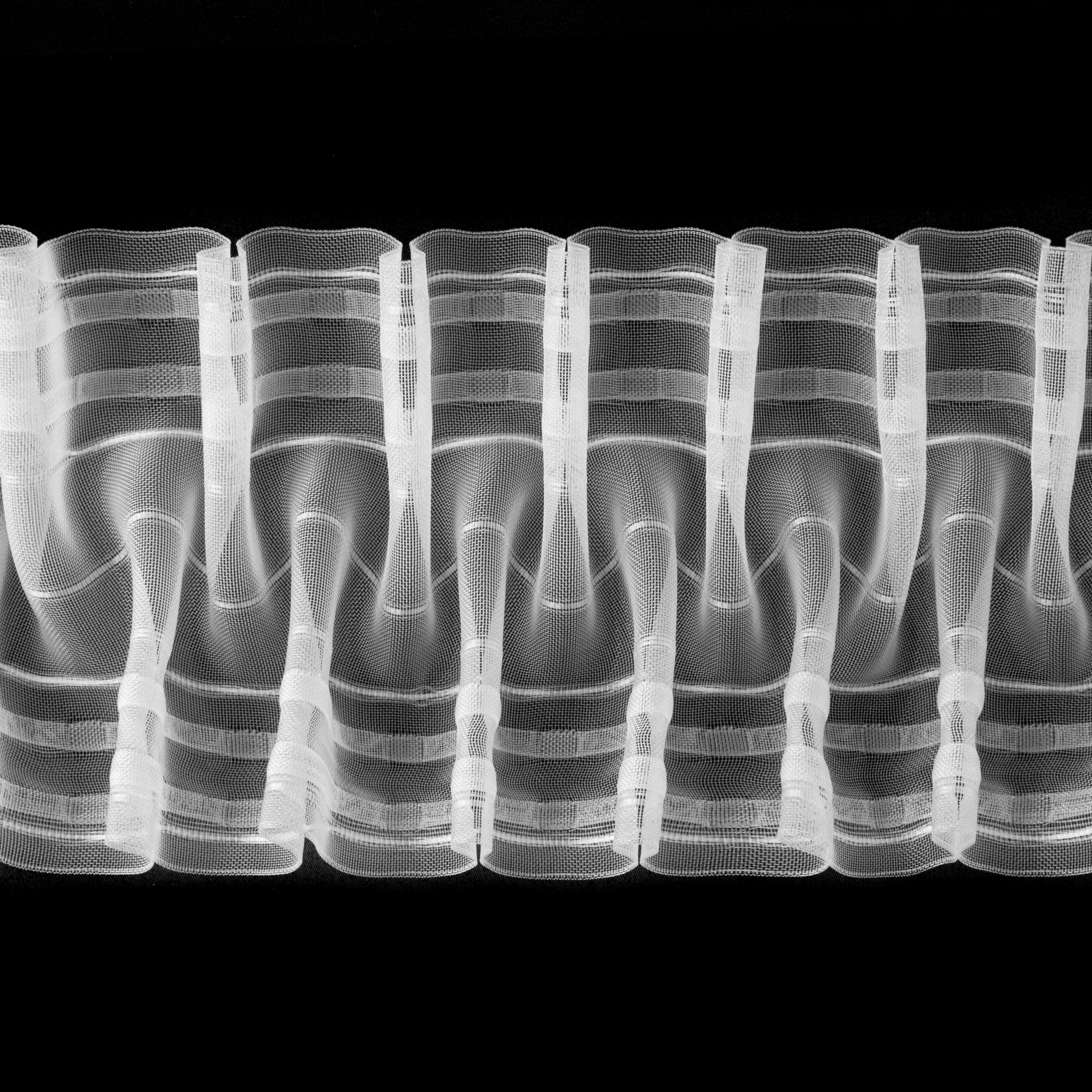 Taśma marszcząca typu SMOK do zasłon i firan, marszczenie 1:2,5