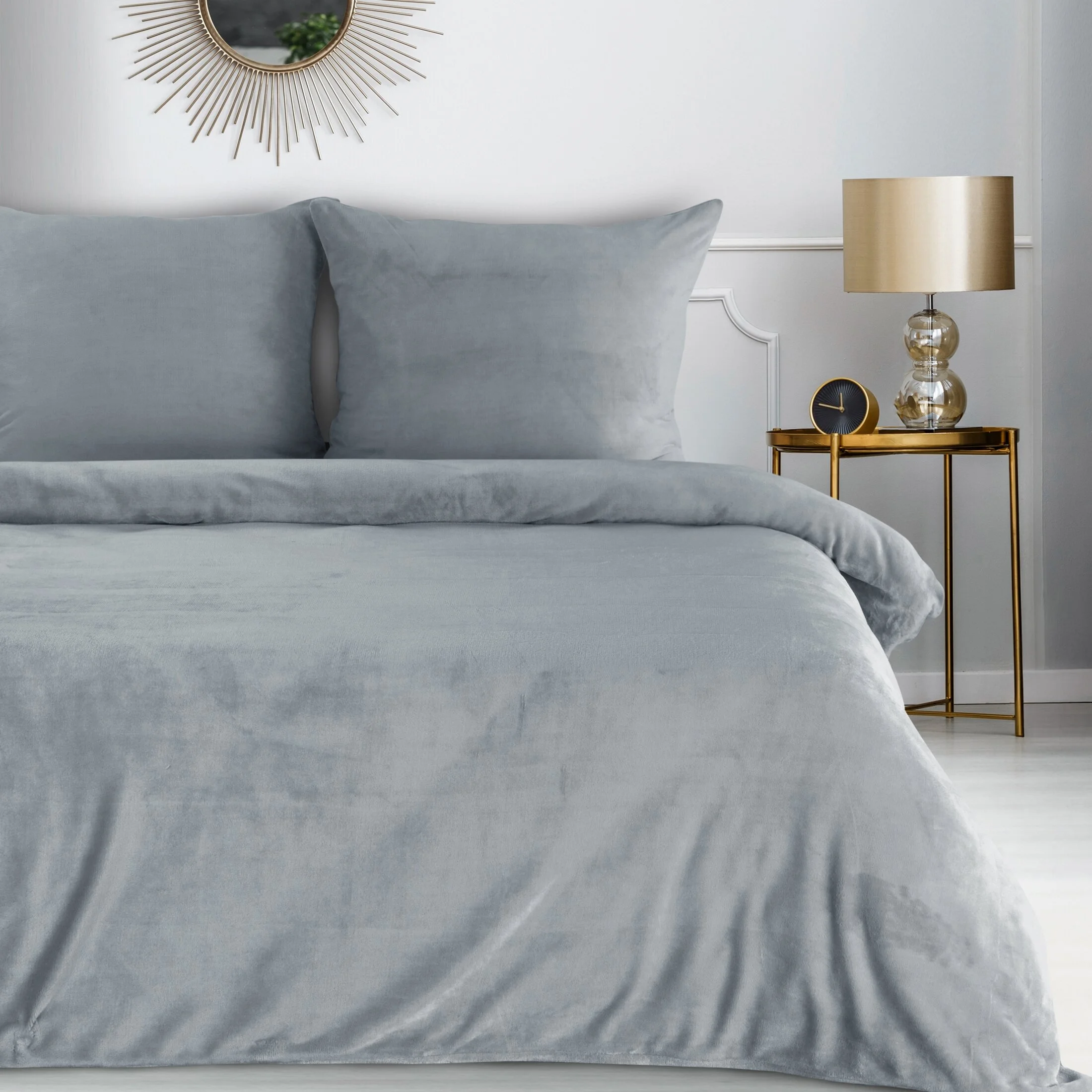 Pościel 220x200 cm gładka z polaru kolor srebrny FLANO | eurofirany