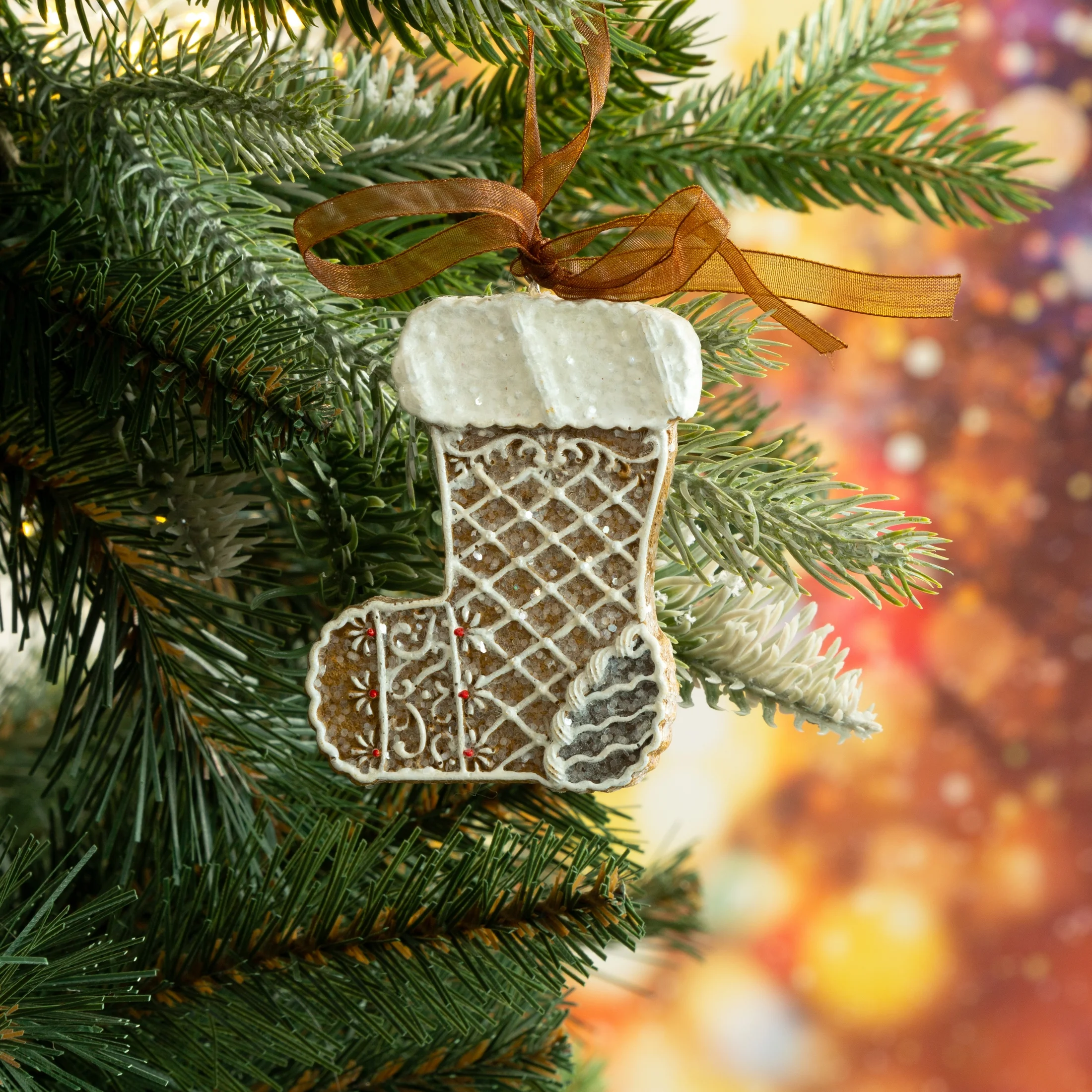 Ozdoba choinkowa SKARPETA ŚWIĄTECZNA z dodatkiem delikatnego brokatu na dekoracyjnej wstążce | eurofirany