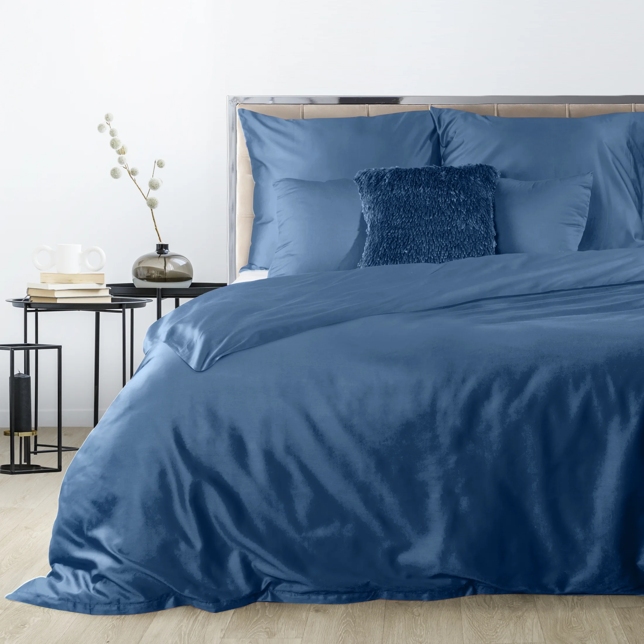 Pościel 220x200 cm gładka z satyny bawełnianej kolor granatowy DINA Diva Line | eurofirany