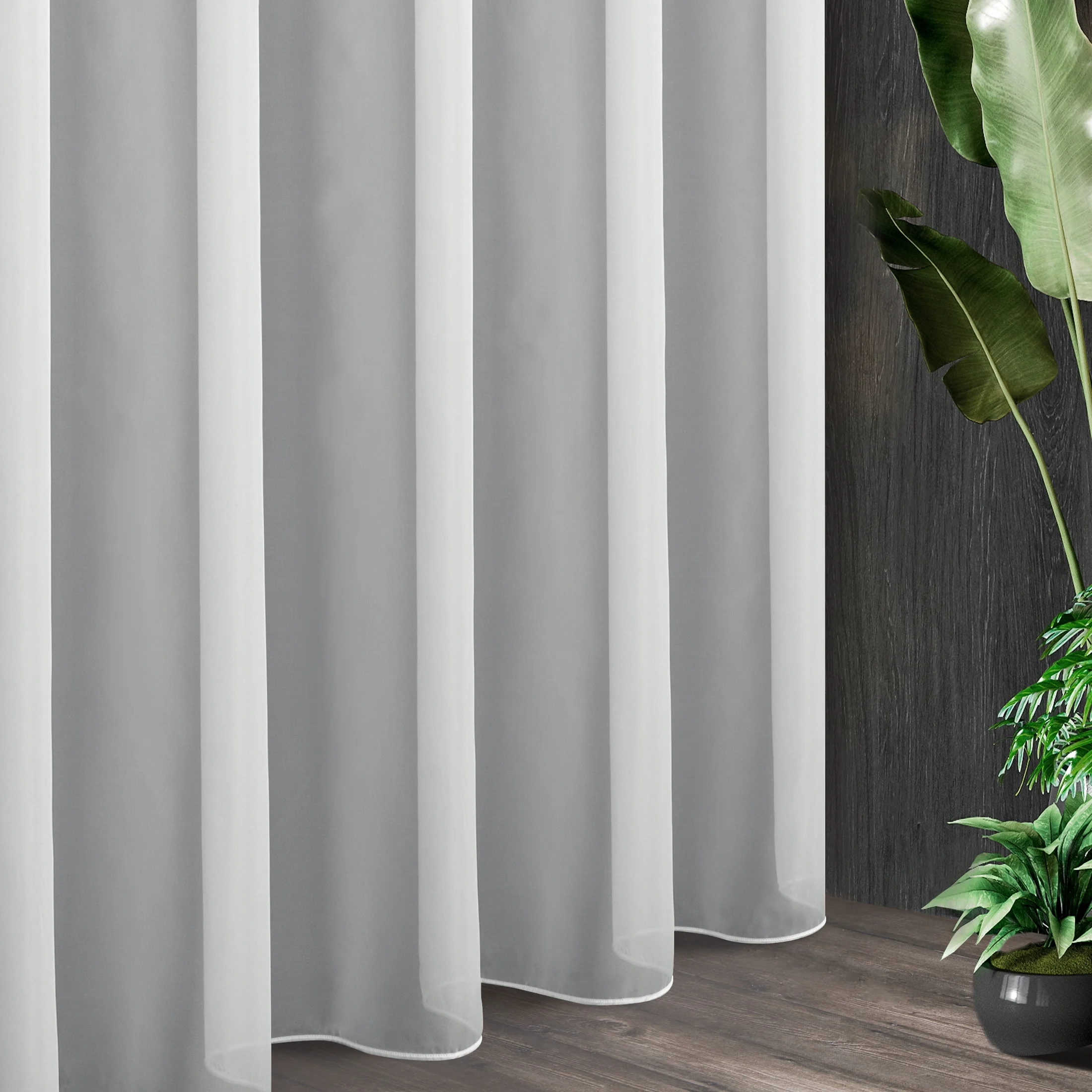 Tkanina firanowa lekki mleczny woal wysokiej jakości zakończony szwem obciążającym z kolekcji Pierre Cardin