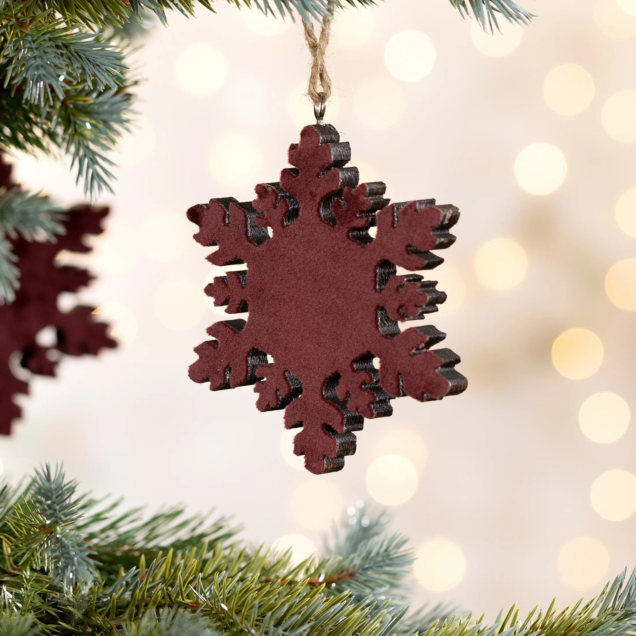 Ozdoba choinkowa STAR - drewniana śnieżynka powleczona welwetem | eurofirany