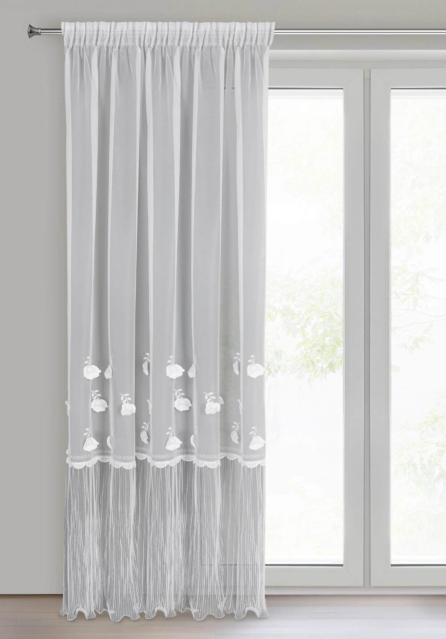 Firana biała z aplikacją w kwiaty 140x270 cm taśma AVRIL