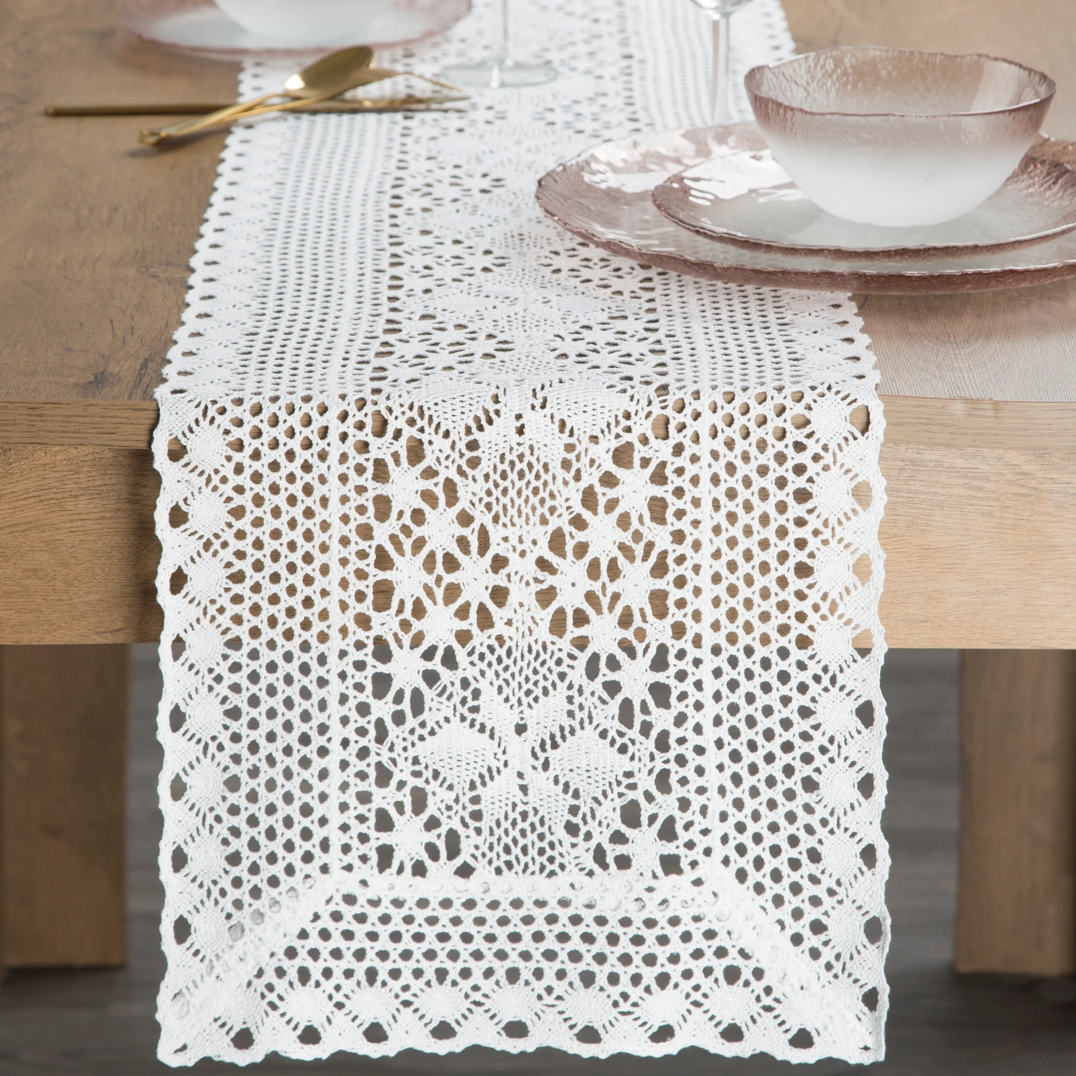 Bieżnik na stół 32x180 cm biały ażurowy MEGGY w stylu boho