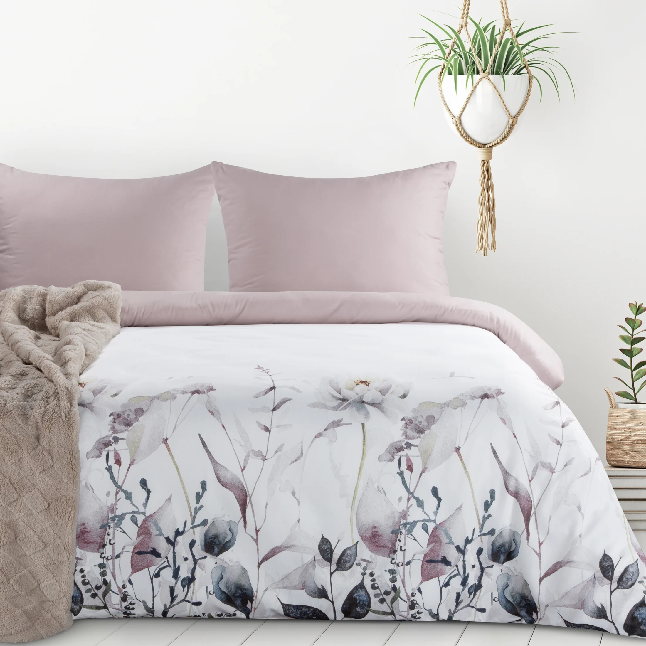 Pościel 160x200 cm kolor biało, wrzosowy z motywem kwiatów VERONO9 design 91 | eurofirany