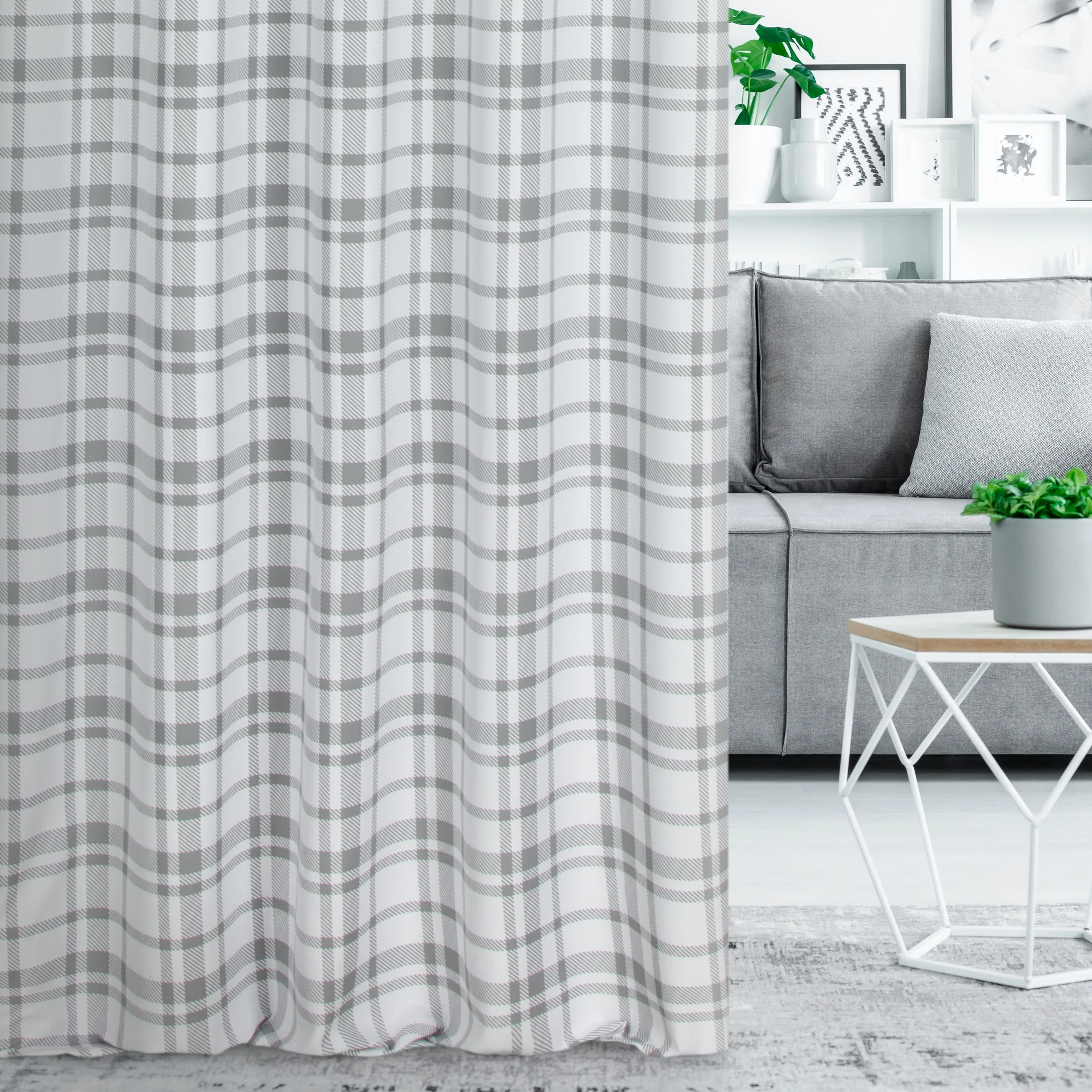 Tkanina zasłonowa z nadrukiem kraty, miękka w dotyku