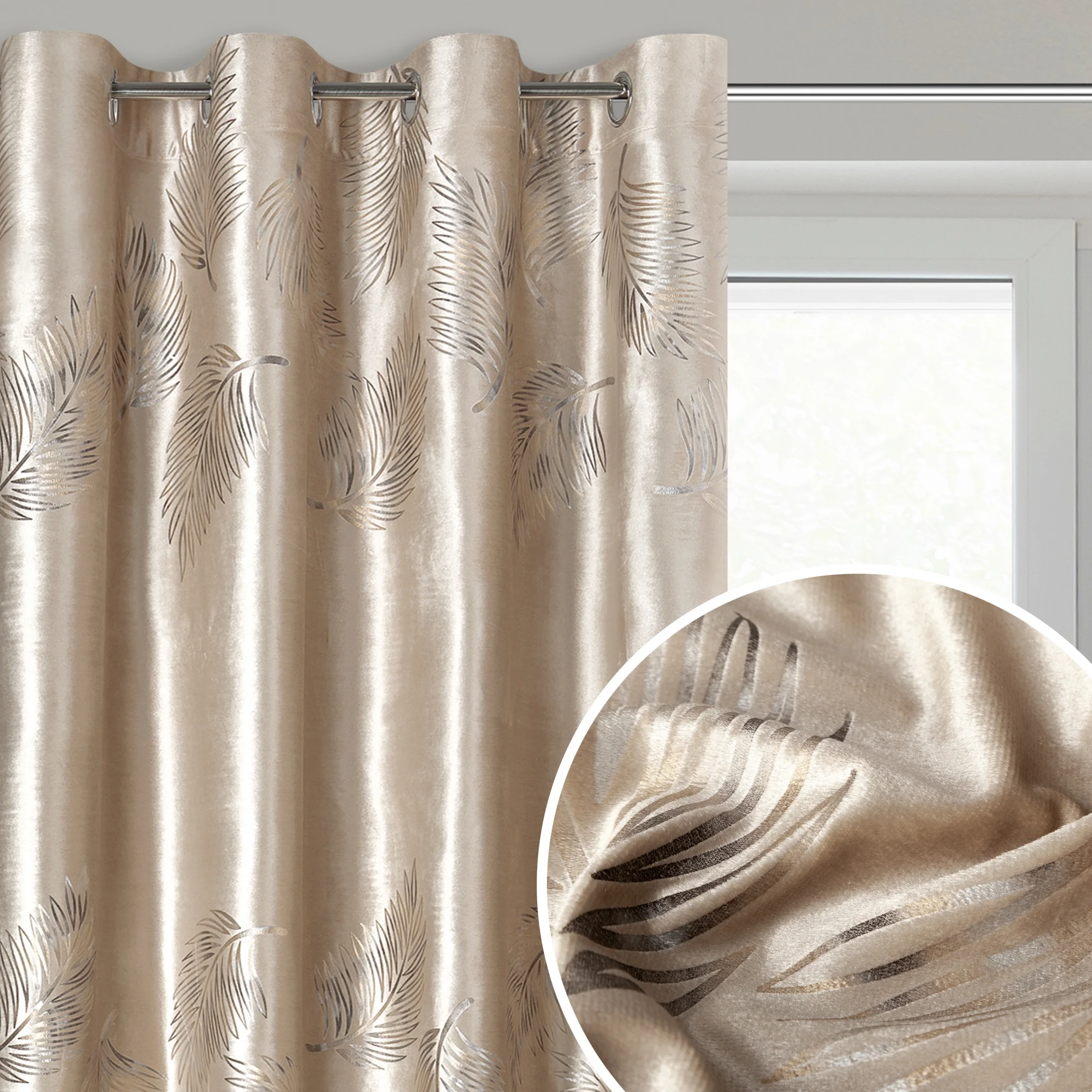 Zasłona beżowo, złota welwetowa zdobiona nadrukiem egzotycznych liści 140x250 cm przelotka - IDALIA | eurofirany