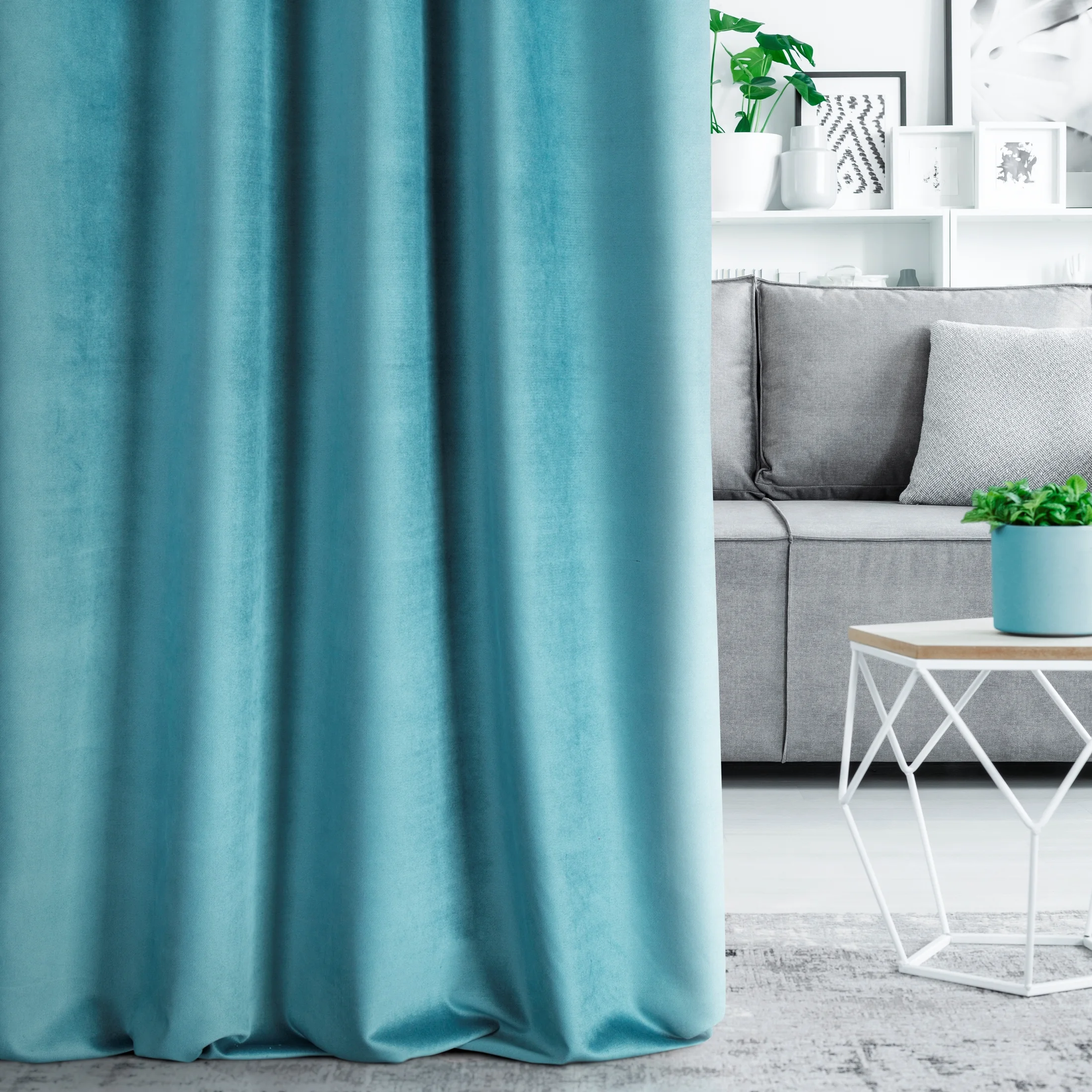 Tkanina zasłonowa aksamitny w dotyku gruby welwet zaciemniający typu blackout