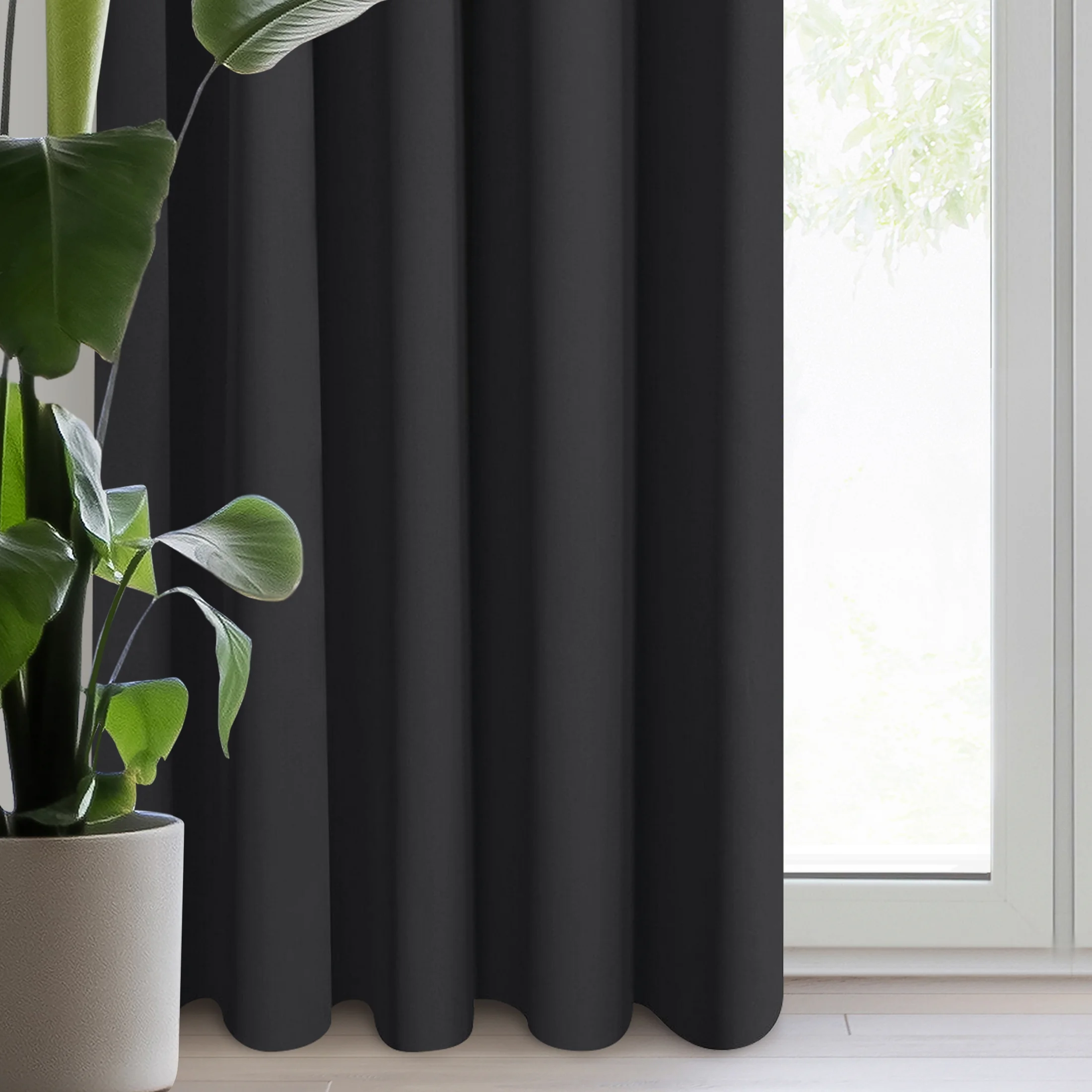 Zasłona czarna zaciemniająca gładka półmatowa 135x270 cm taśma LOGAN | eurofirany