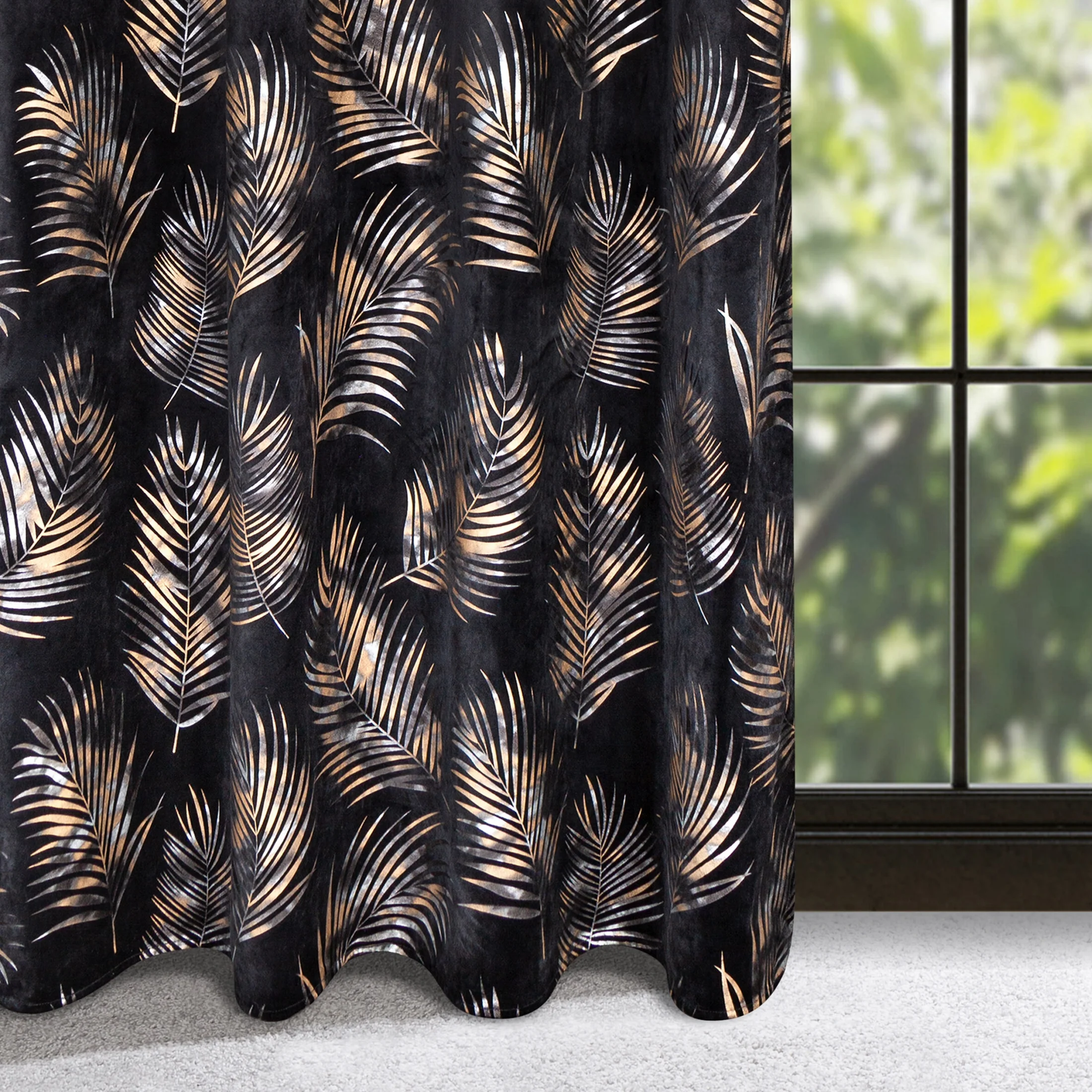 Zasłona welwetowa czarno, szampańska z błyszczącym nadrukiem palmowych liści 140x250 cm przelotka - GLORIA | eurofirany