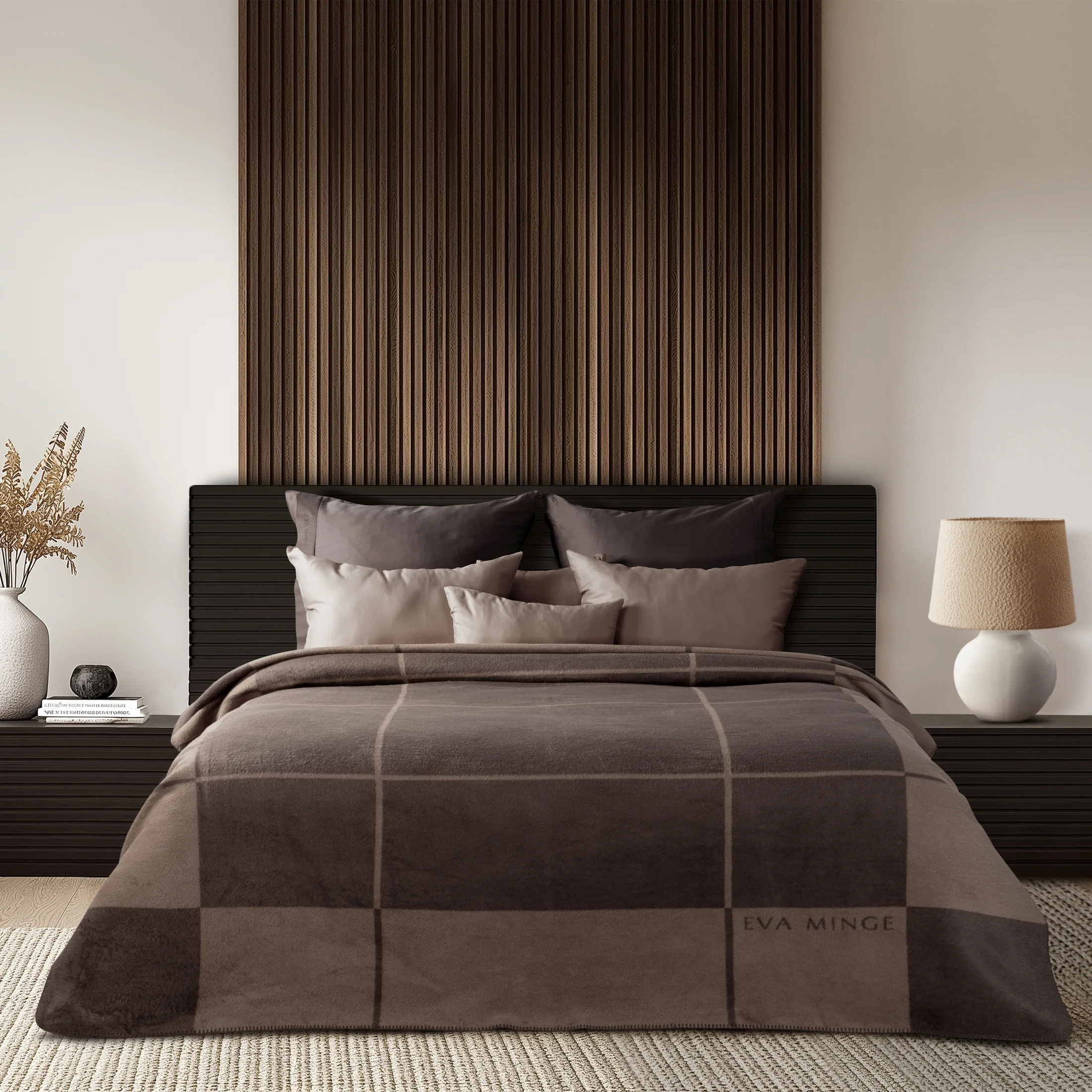 Koc bawełniano-akrylowy 220x240 cm brązowo, ciemnobeżowy z geometrycznym nadrukiem ELEGANTE Eva Minge | eurofirany