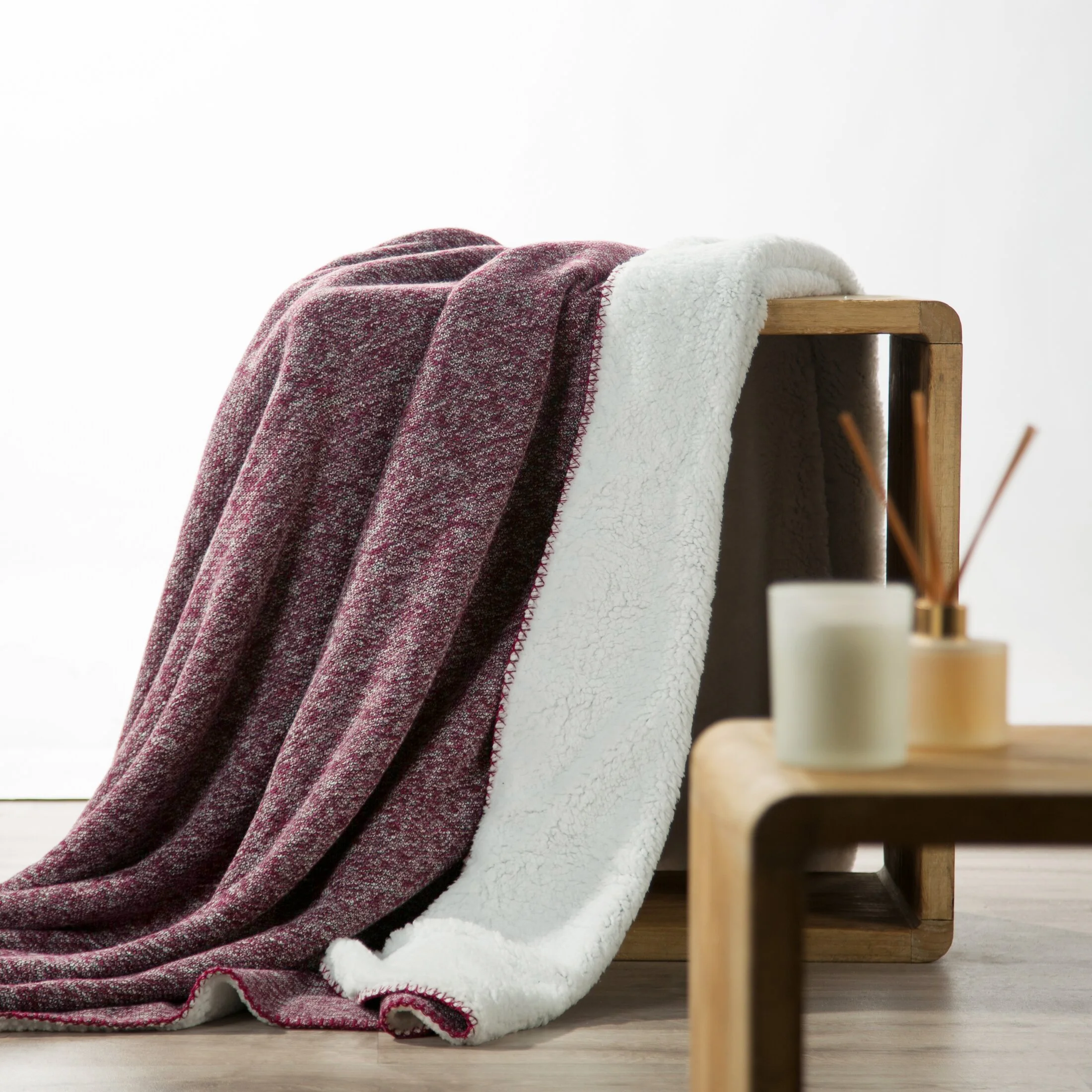 Koc bukla 150x200 cm bordowo, biały dwustronny PANDA Eurofirany Premium |