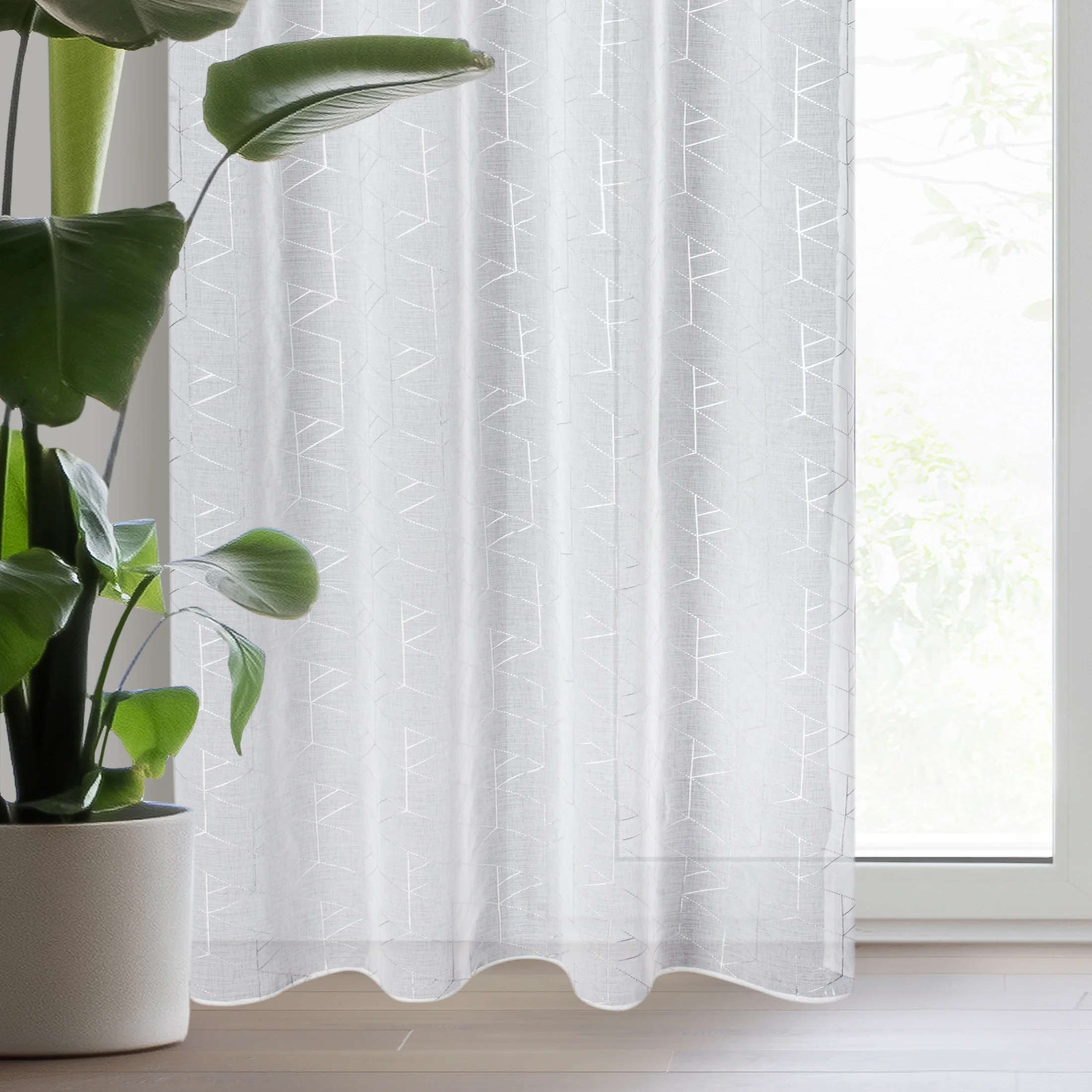 Firana biało, srebrna z etaminy z geometrycznym nadrukiem 140x250 cm przelotka ELSI | eurofirany