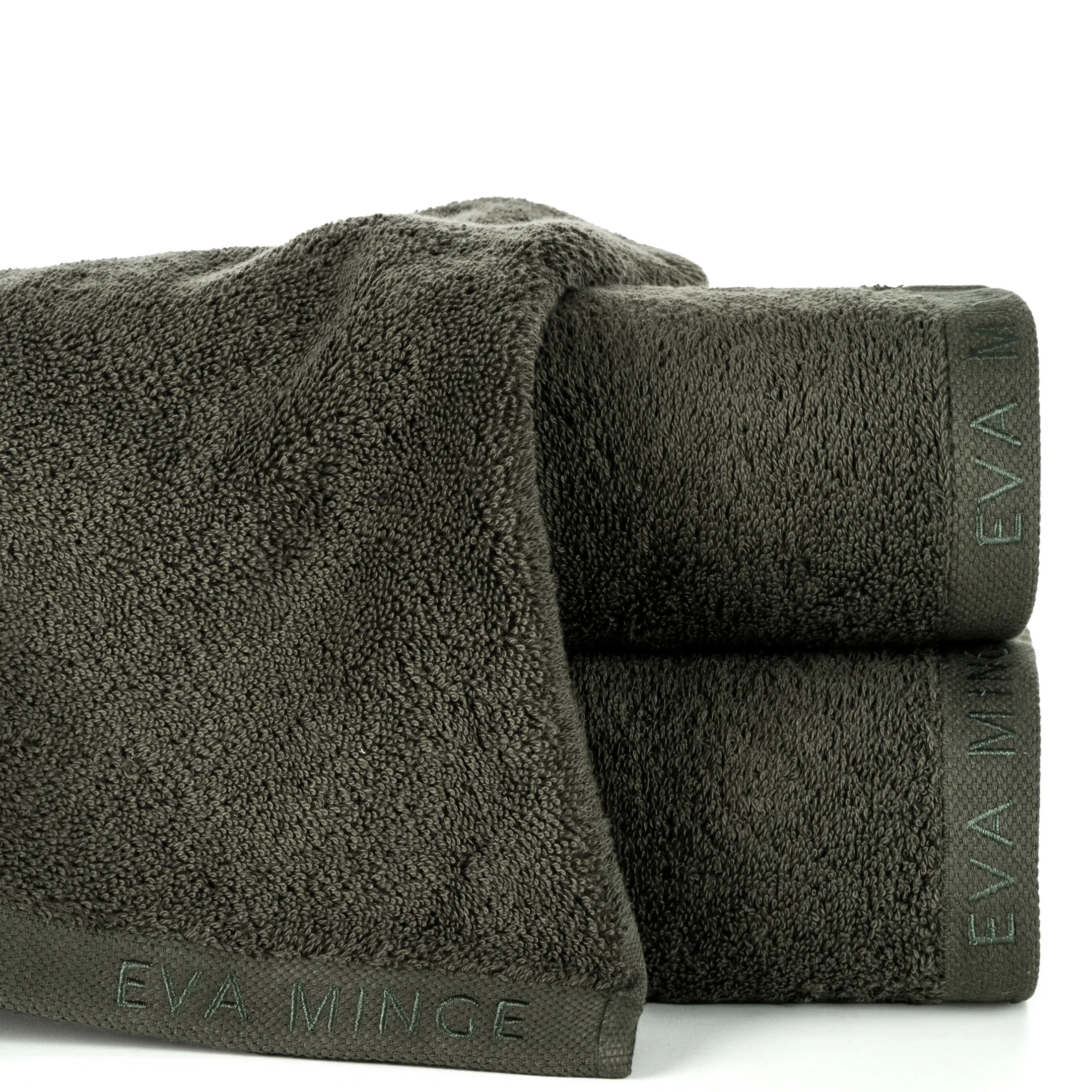 Ręcznik kąpielowy 50x90 cm bawełniany kolor ciemnooliwkowy z haftowanym logiem Eva Minge 550 g/m2 VENUS