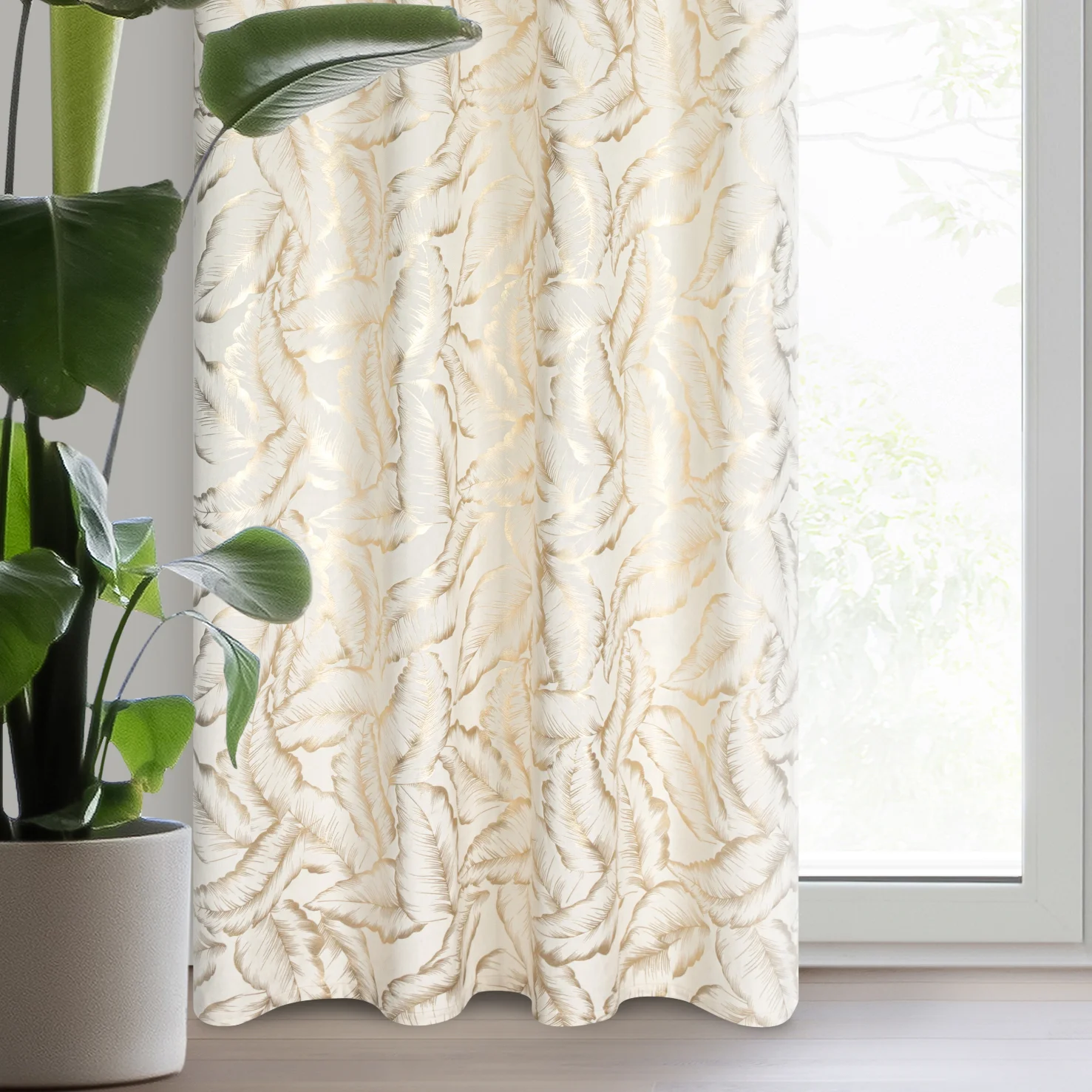 Zasłona kremowo, szampańska z błyszczącym nadrukiem z welwetu 140x250 cm przelotka - MILENA | eurofirany