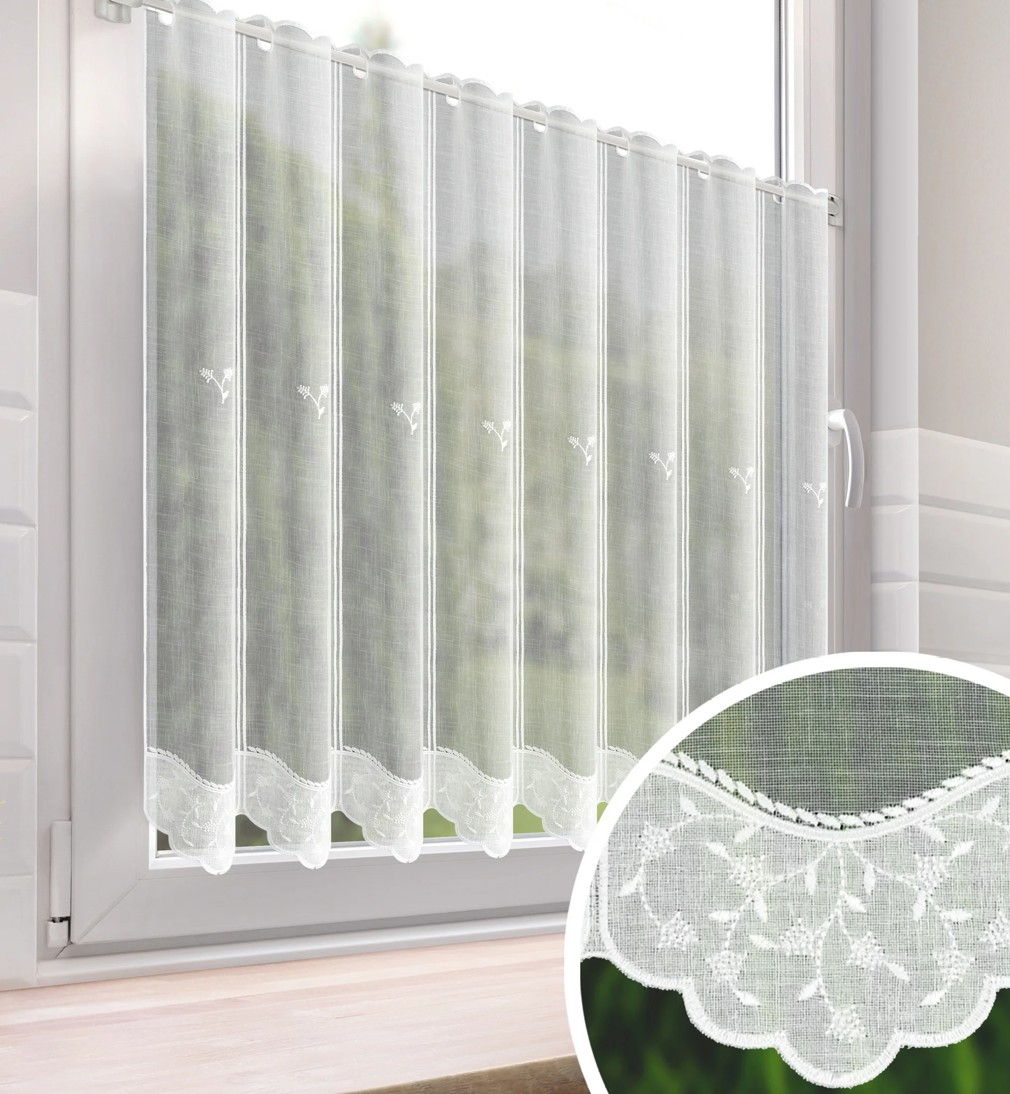 Tkanina firanowa zazdrostka z etaminy zdobiona haftem drobnych liści