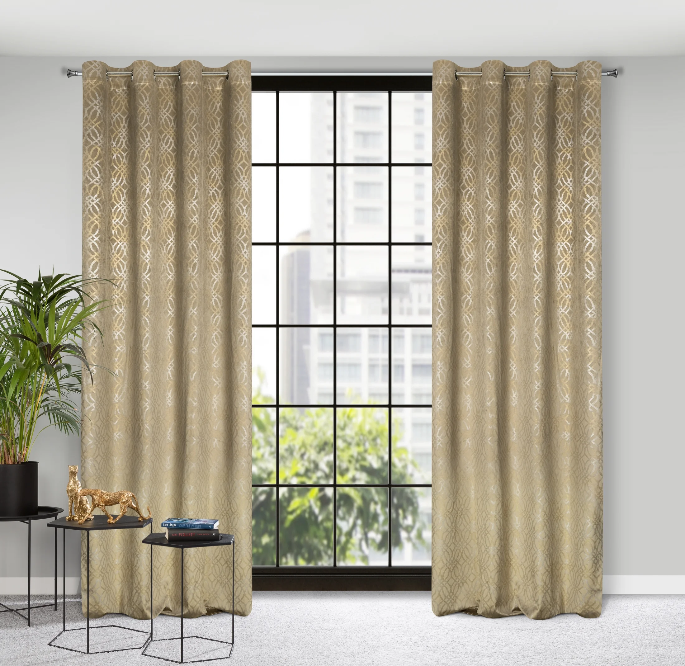 Zasłona beżowa z wytłaczanym wzorem, welwetowa 140x250 cm przelotka - ARETA