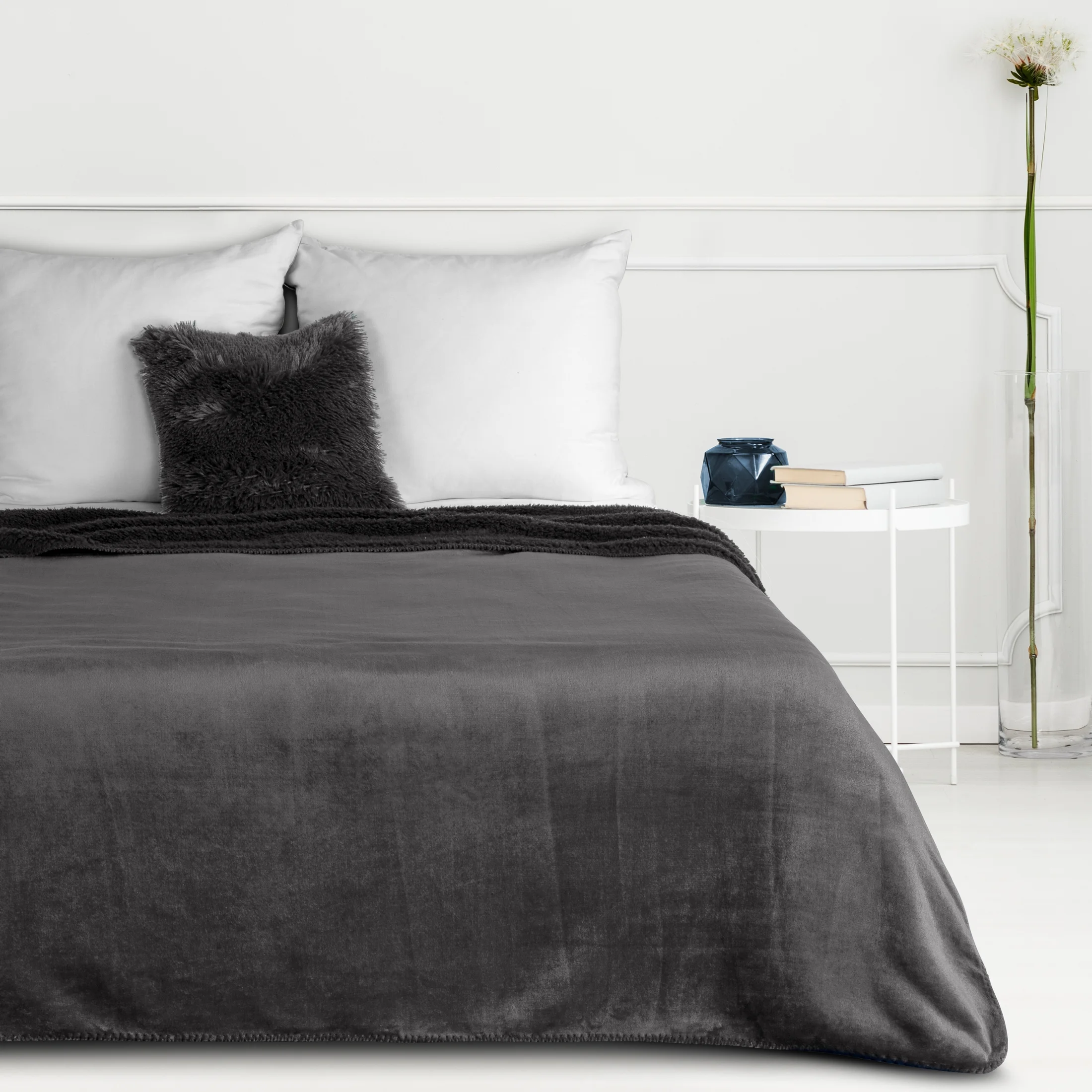 Koc 150x200 stalowy z miękkiego polaru ze strukturą baranka TEDY Eurofirany Premium | eurofirany