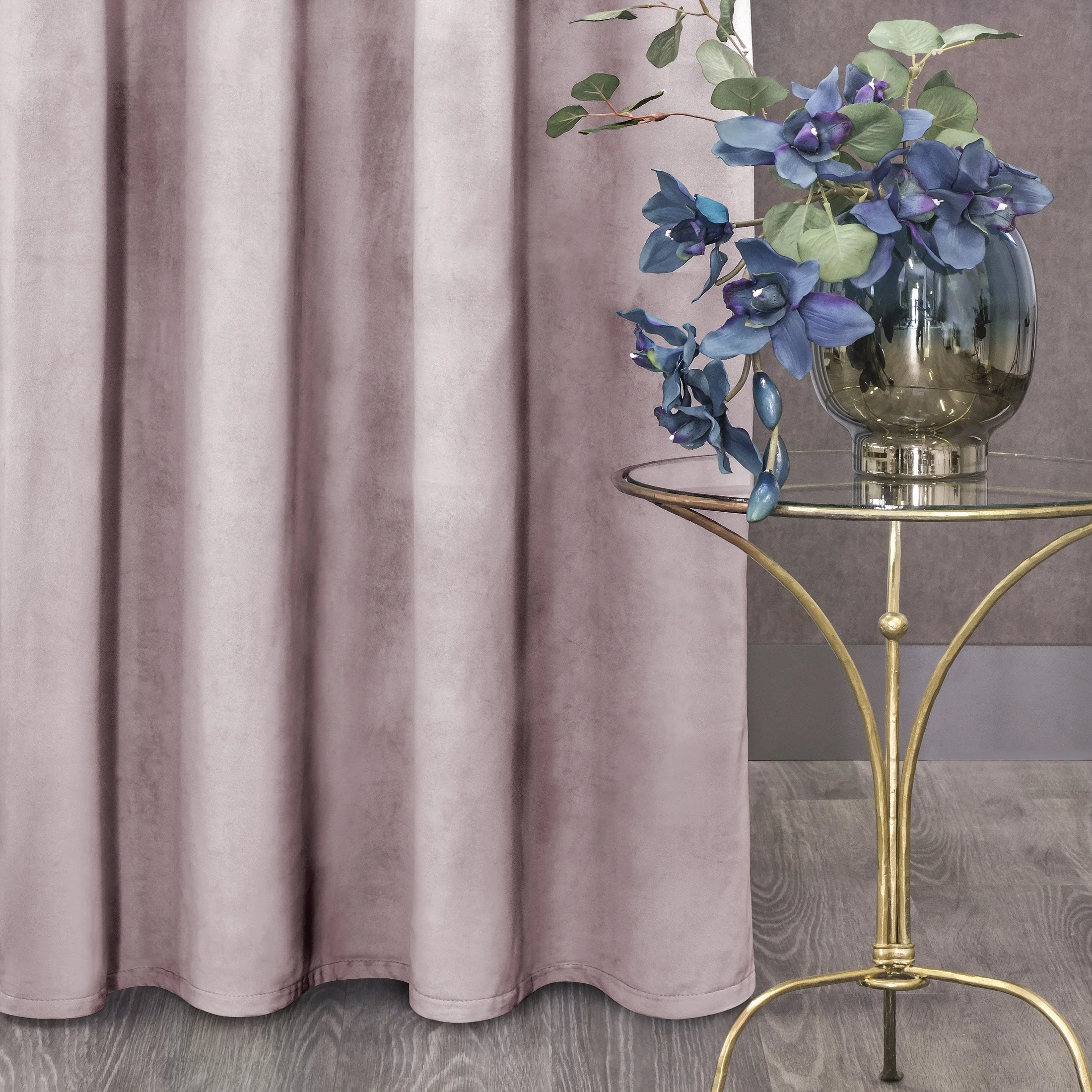 Zasłona pudrowo różowa z matowego welwetu 215x250 cm przelotka - MELANIE | eurofirany