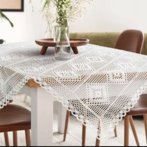 Bieżnik na stół 85x85 cm biały ażurowy OLIVIA w stylu boho