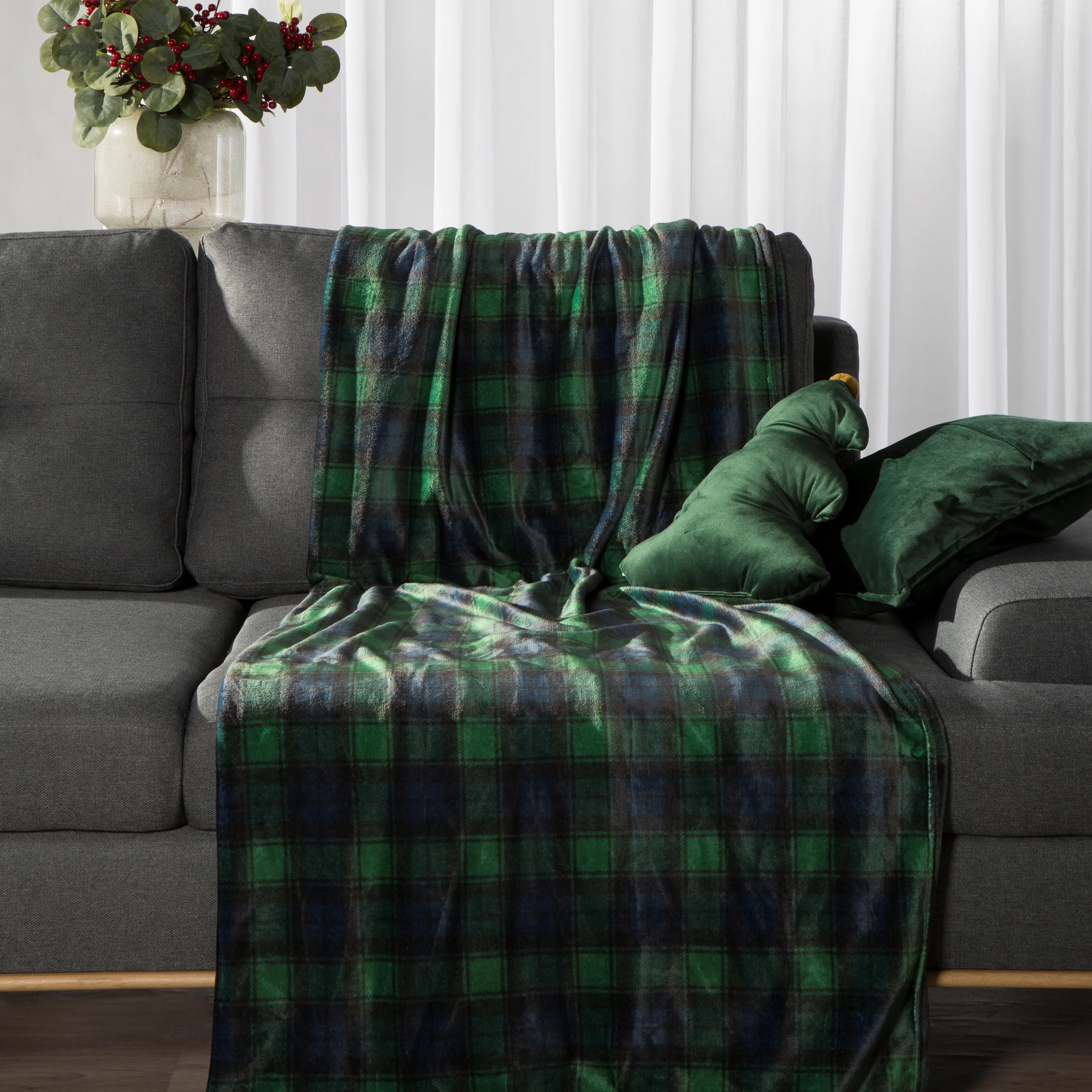 Koc 150x200 cm zielono, czarny z motywem kraty STAR | eurofirany