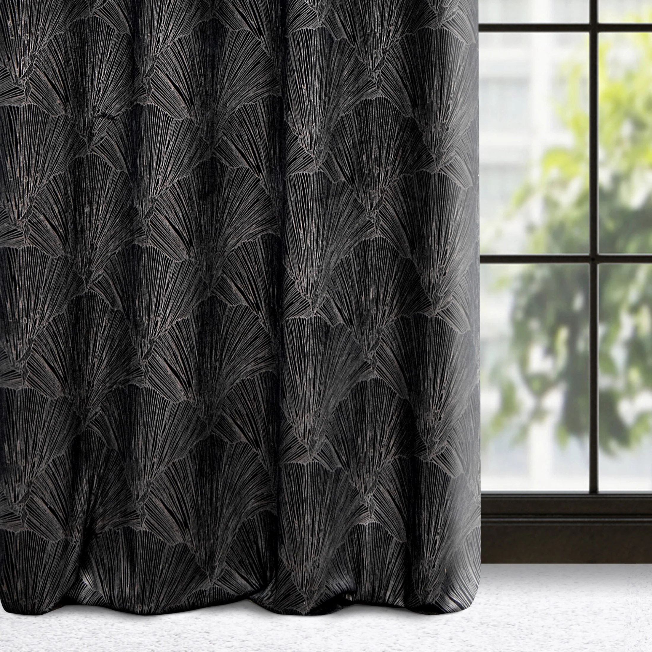 Zasłona welwetowa czarno, szampańska z motywem roślinnym 140x250 cm przelotka - GOJA - Pierre Cardin | eurofirany