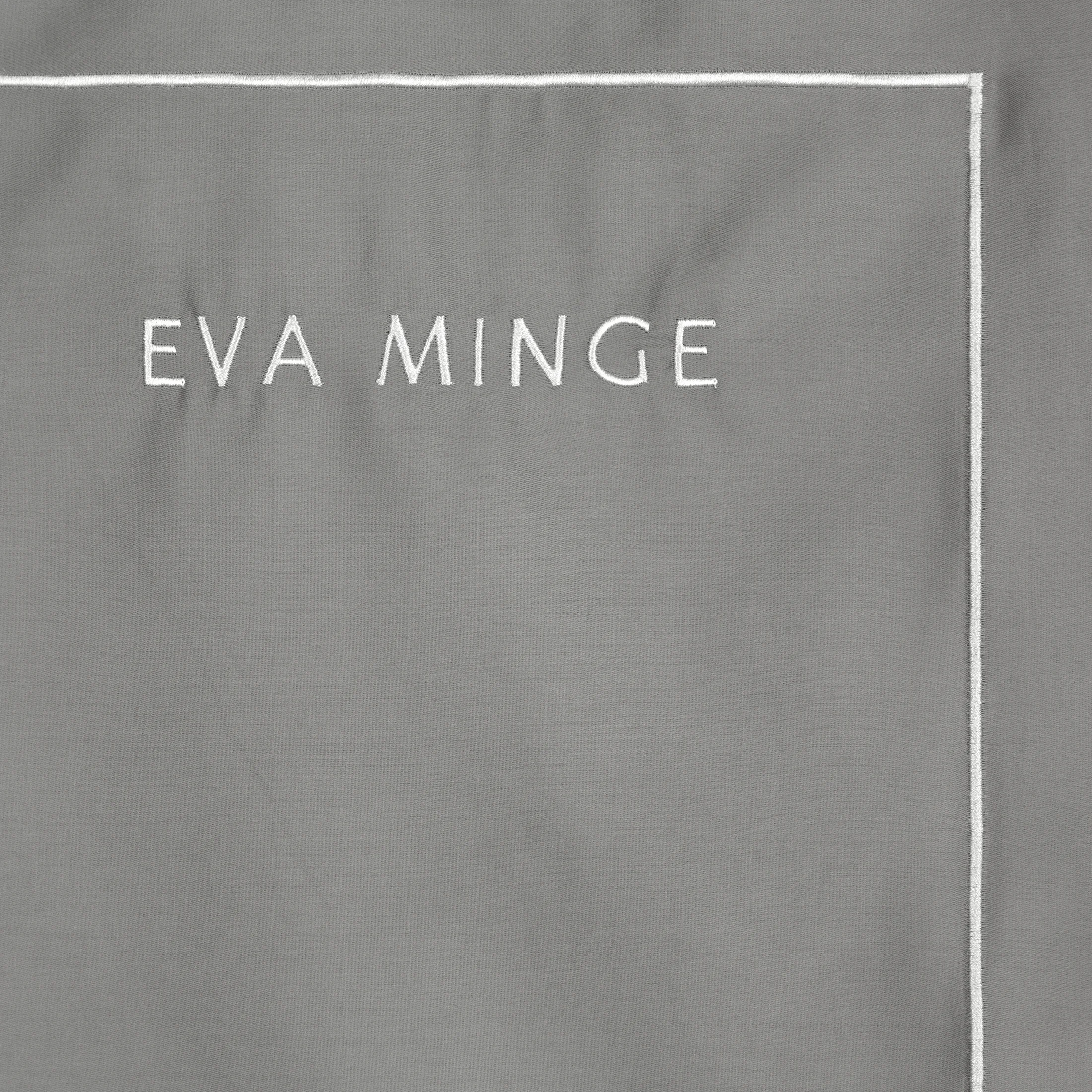 Pościel 220x200 cm komplet 3 częściowy z makosatyny bawełnianej kolor szary, biały z logo Eva Minge EVA 10