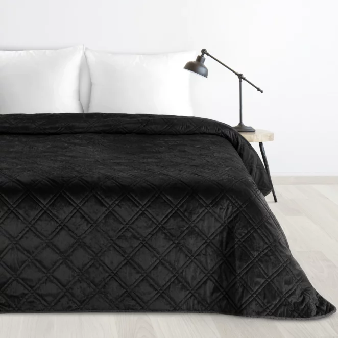 Narzuta welwetowa czarna 170x210 cm pikowana metodą hot press wzór geometryczny LUIZ 8 Design 91