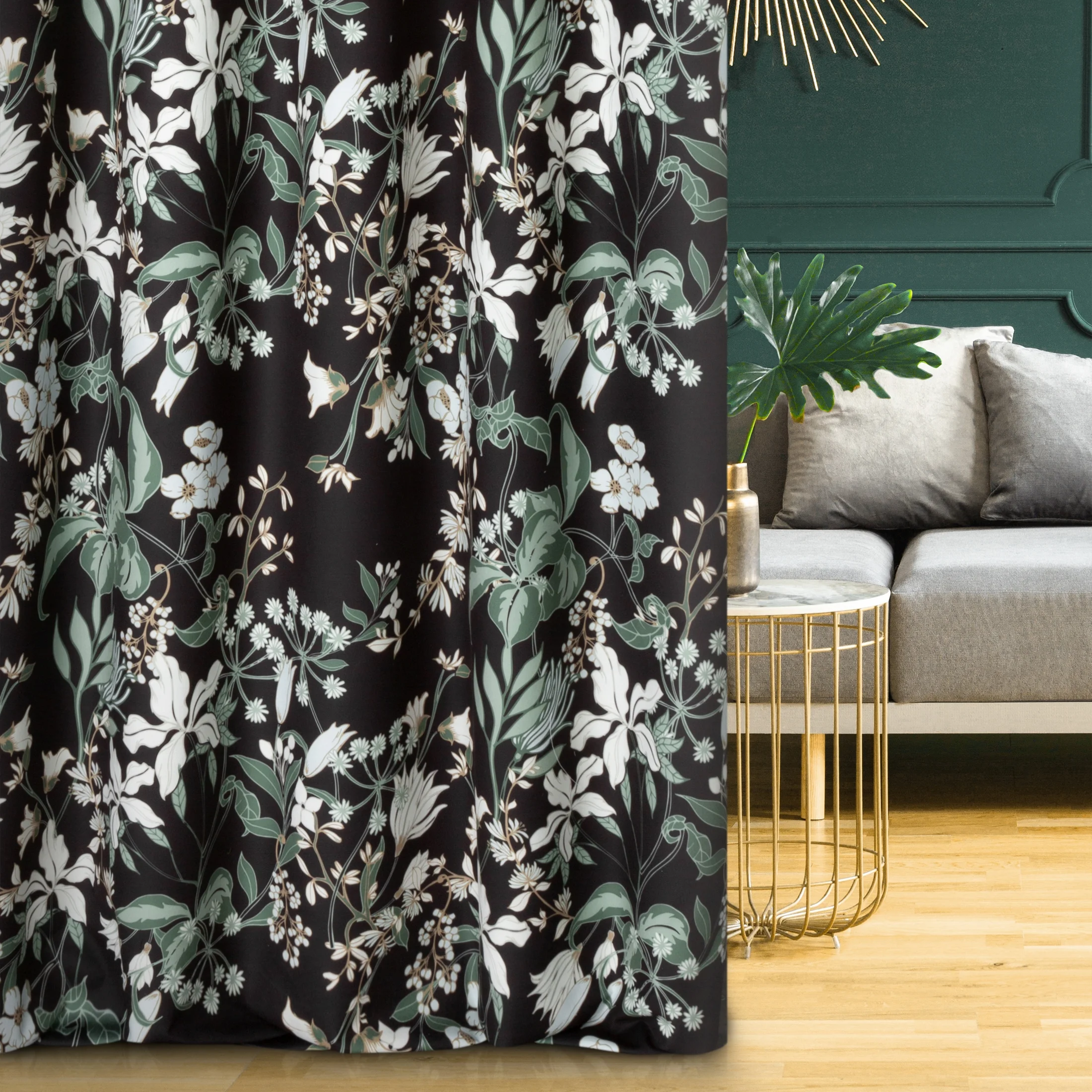 Tkanina zasłonowa, miękka, welwetowa, z cyfrowym nadrukiem z motywem polnych kwiatów