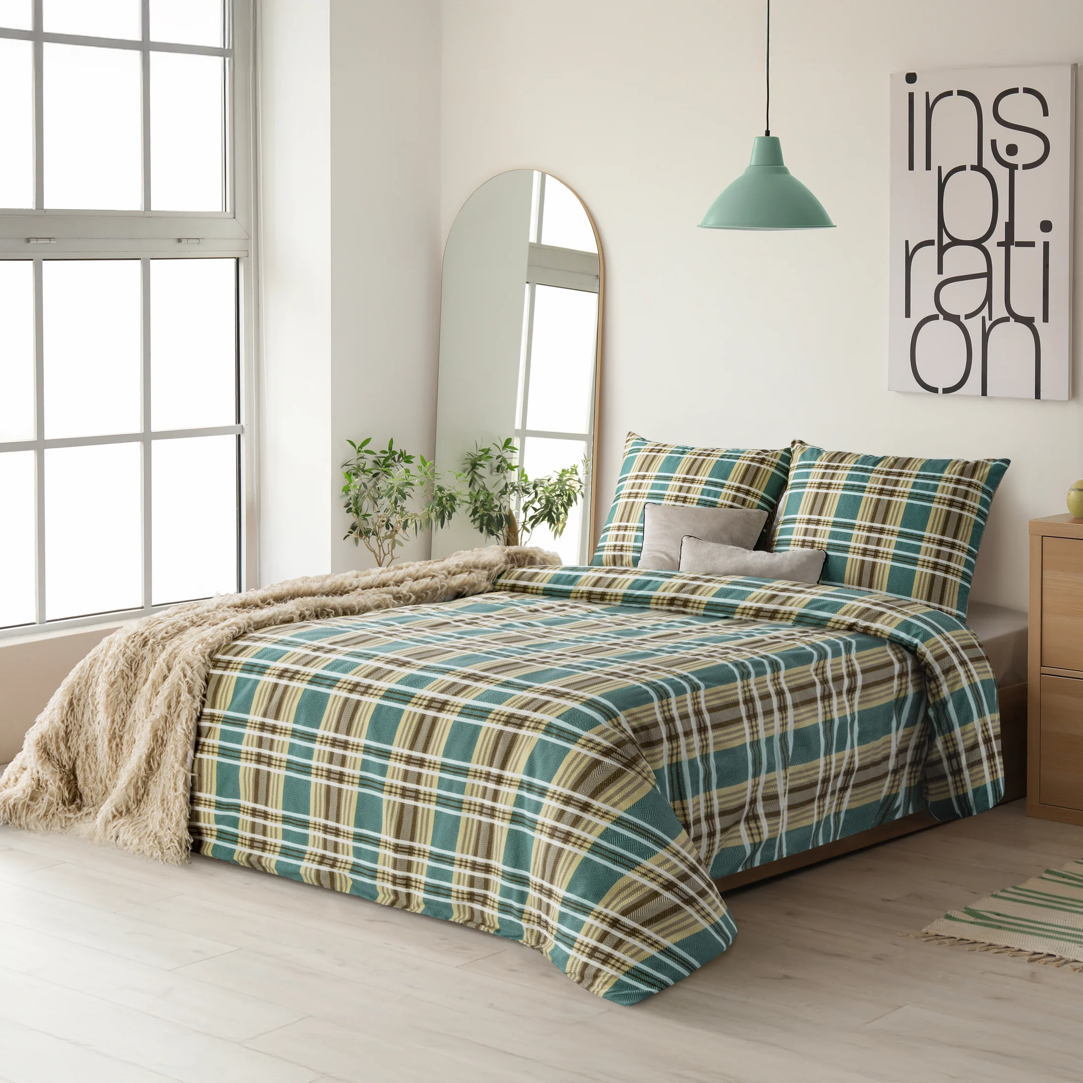 Pościel 160x200 cm z satyny bawełnianej kolor jasnobrązowy, zielony z motywem kraty SPRING 65 | eurofirany