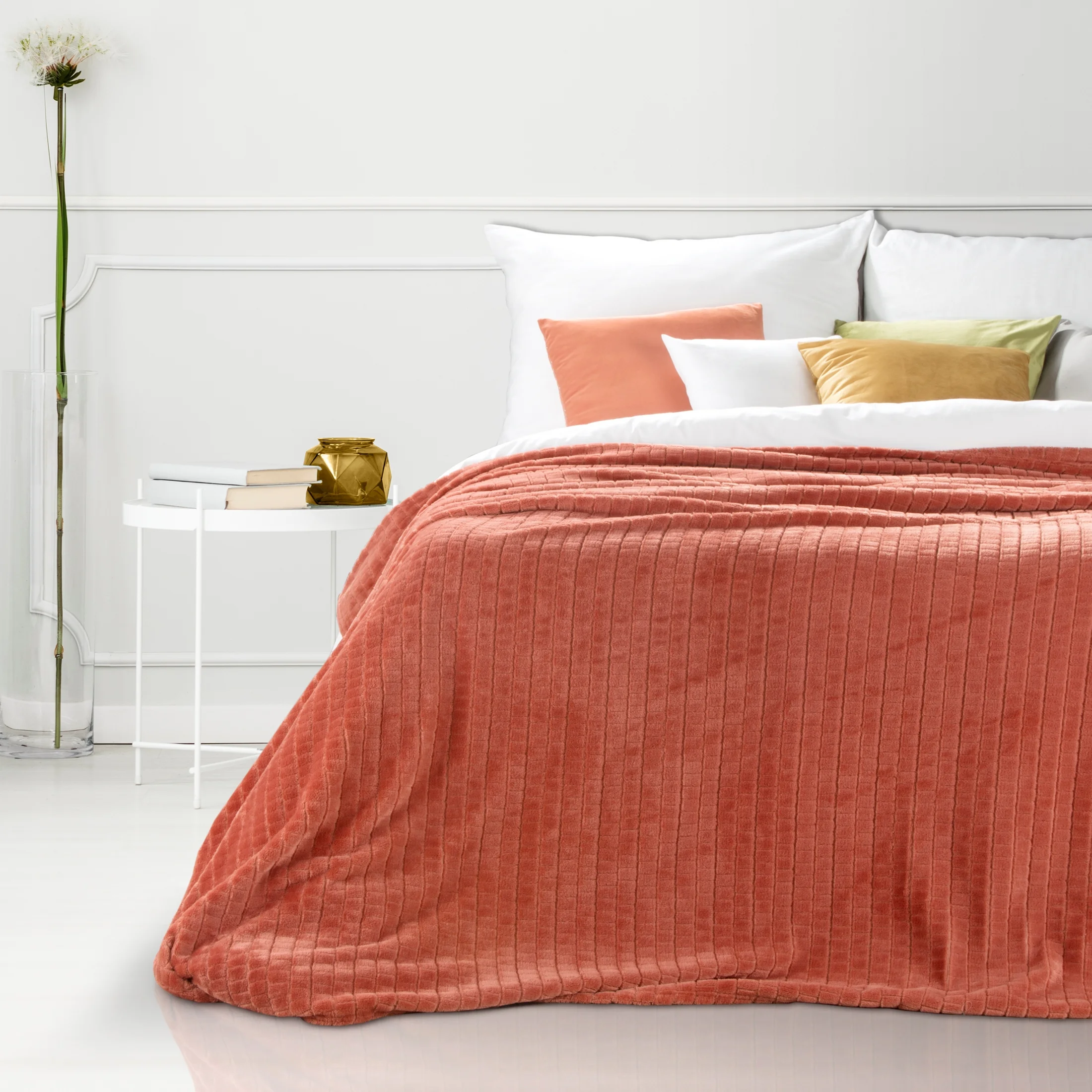 DESIGN 91 Koc CINDY 2 miękki i miły w dotyku z wytłaczanym wzorem w kosteczkę