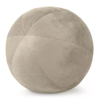 Poduszka dekoracyjna w formie kuli średnica 24 cm welwetowa beżowa GAJA
