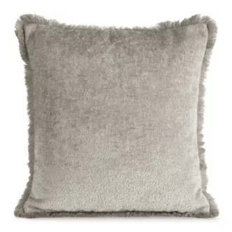 Poszewka na poduszkę 45x45 cm beżowa z szenilowej nici zdobiona subtelnymi frędzlami ADIA