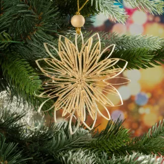 Ozdoba choinkowa śnieżynka w stylu eko zdobiona delikatnymi drobinkami brokatu